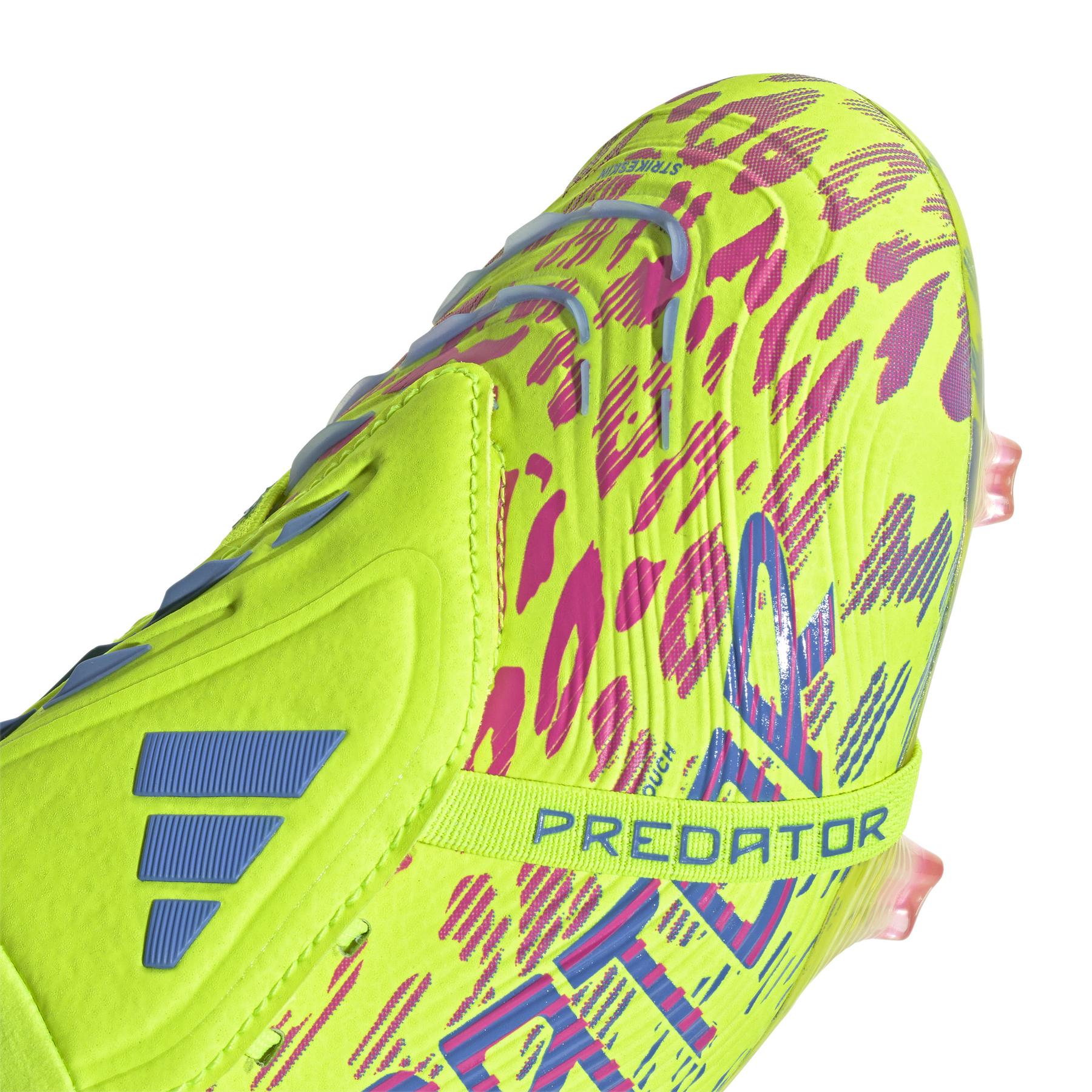 product/a/d/adidas_jh6421_7_footwear_photography_detail_view_1_white.jpg