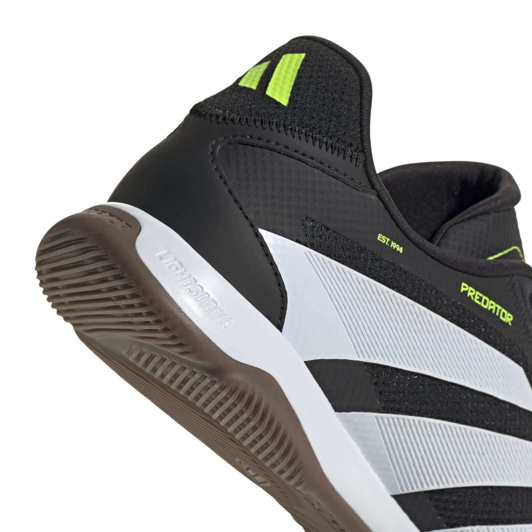 product/a/d/adidas_ji1143_8_footwear_photography_detail_view_2_white-nw091625.jpg