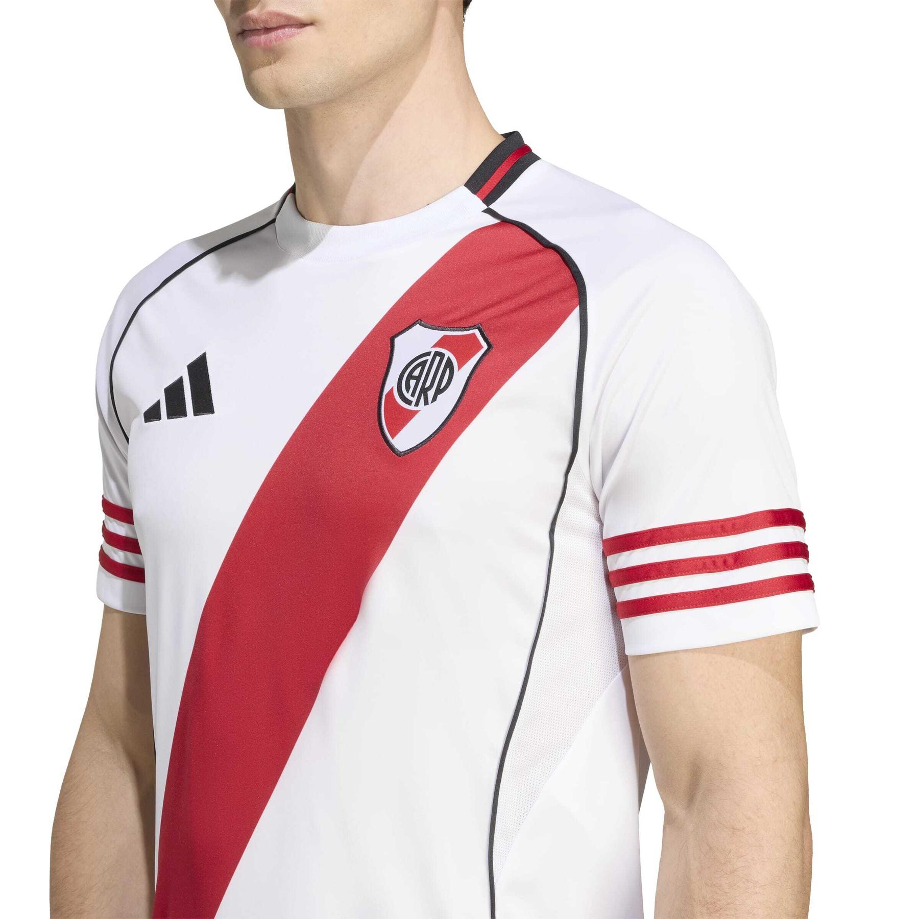 product/a/d/adidas_ji7073_7_apparel_on_model_detail_view_1_white.jpg