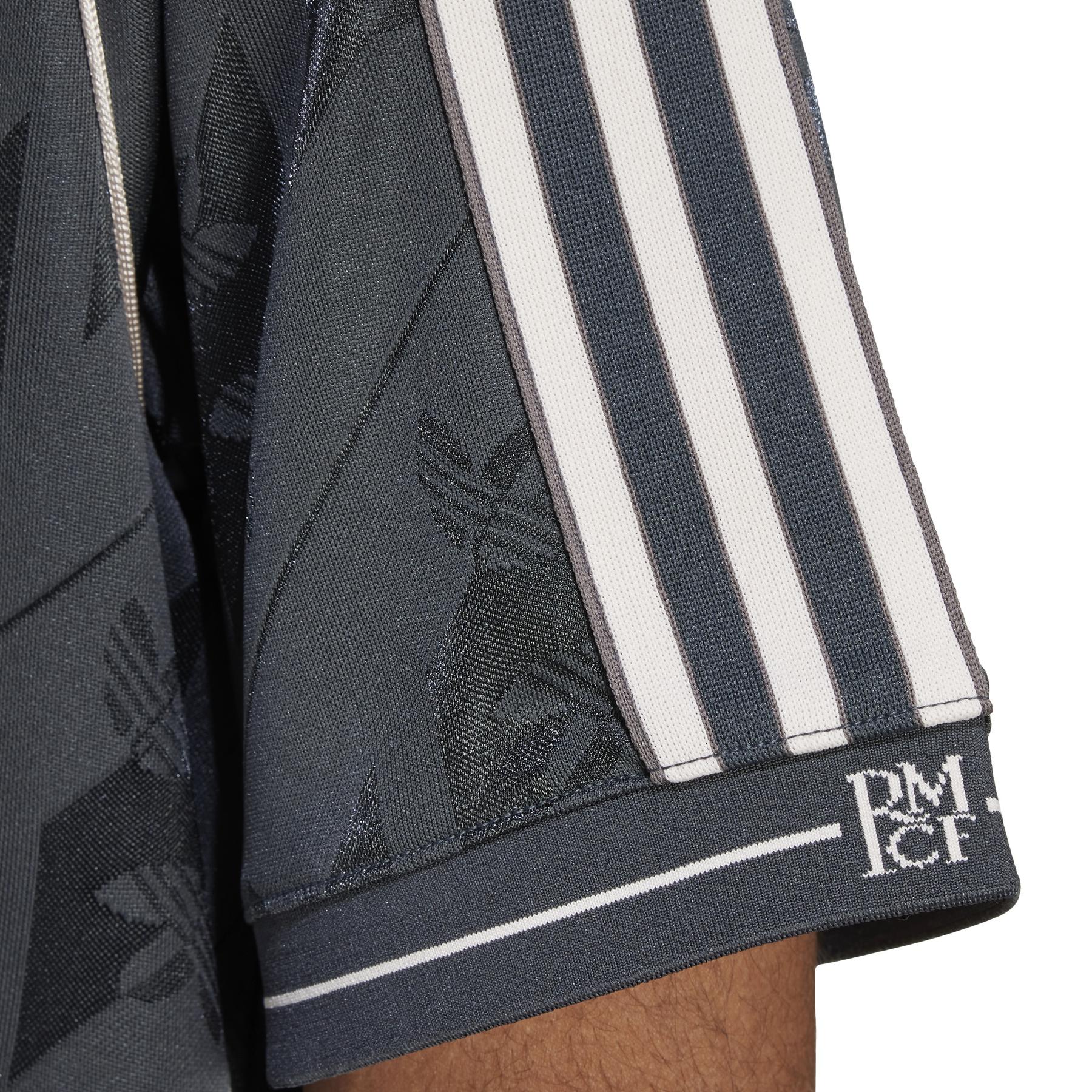product/a/d/adidas_ji9481_10_apparel_on_model_detail_view_2_white.jpg