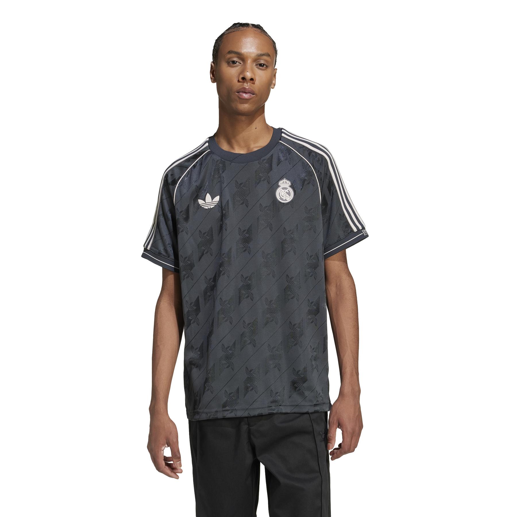 product/a/d/adidas_ji9481_4_apparel_on_model_standard_view_white.jpg