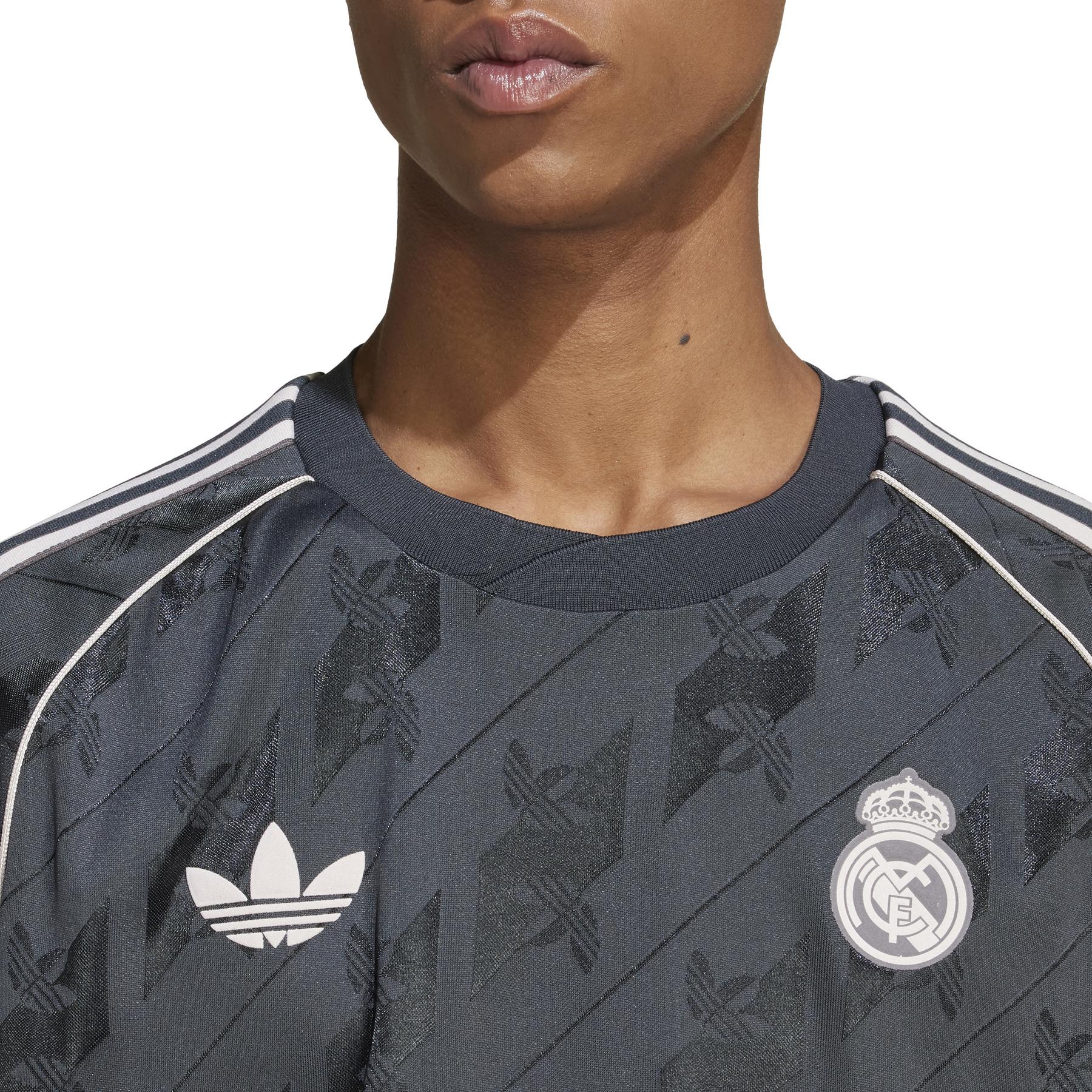product/a/d/adidas_ji9481_9_apparel_on_model_detail_view_1_white.jpg