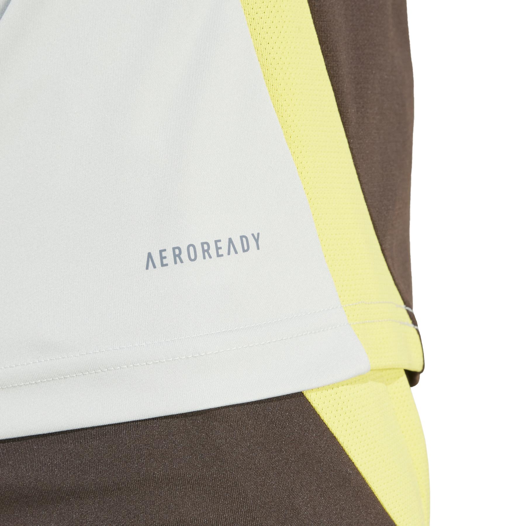 product/a/d/adidas_jj1548_9_apparel_on_model_detail_view_2_white.jpg