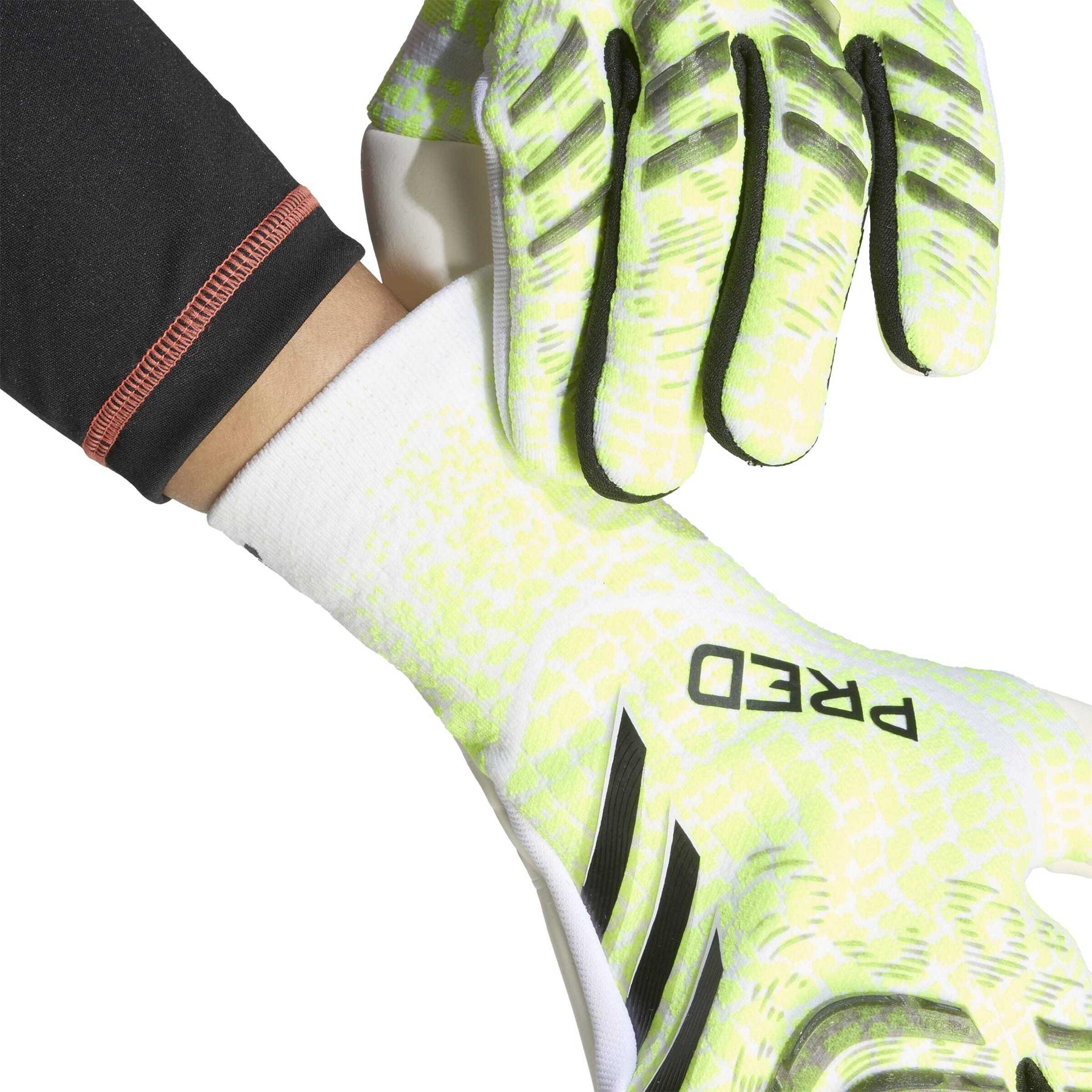 product/a/d/adidas_jj3532_2_hardware_on_model_detail_view_1_white.jpg