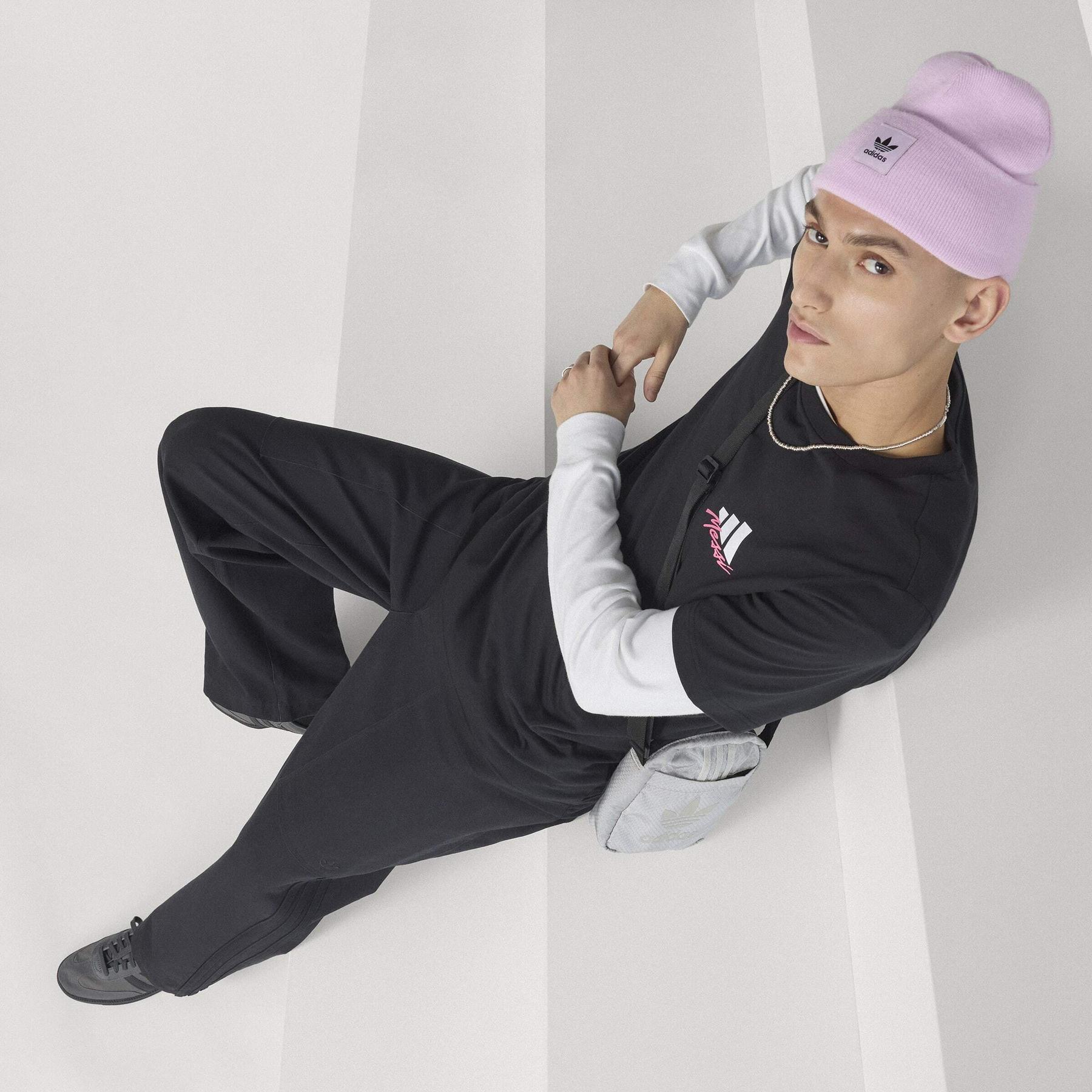 product/a/d/adidas_jm8948_black_13.jpg