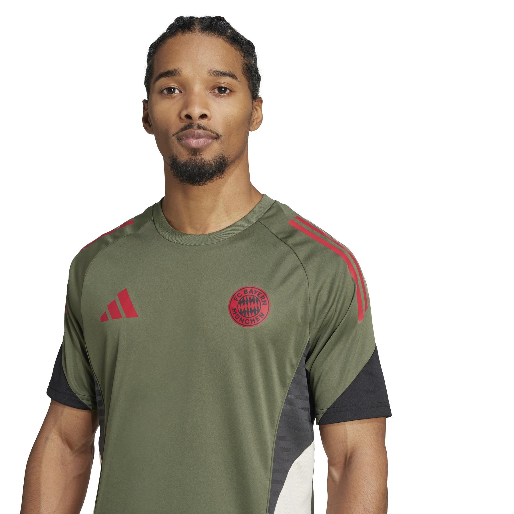 product/a/d/adidas_jn5623_6_apparel_on_model_detail_view_1_white.jpg