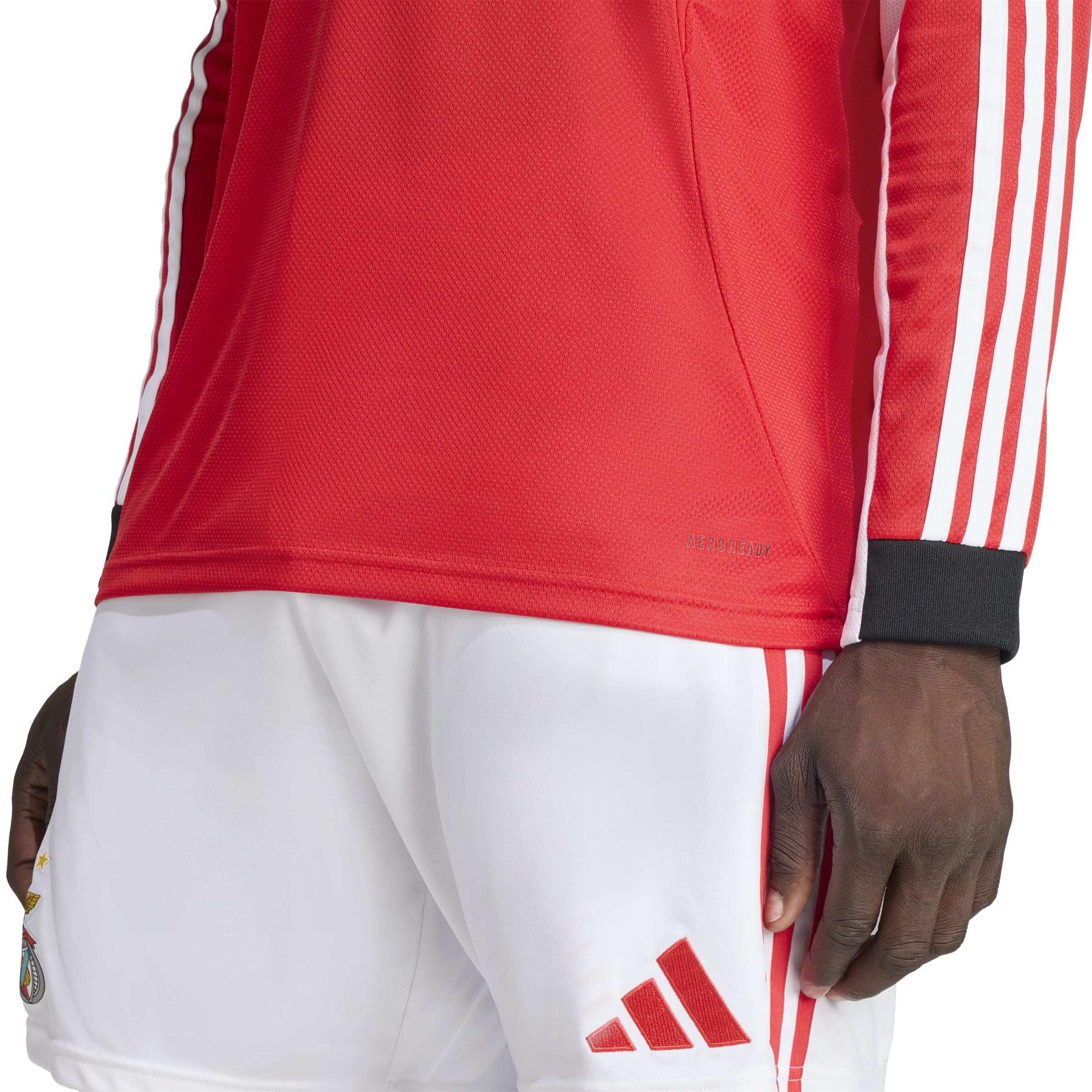 product/a/d/adidas_jn9953_7_apparel_on_model_detail_view_1_white.jpg