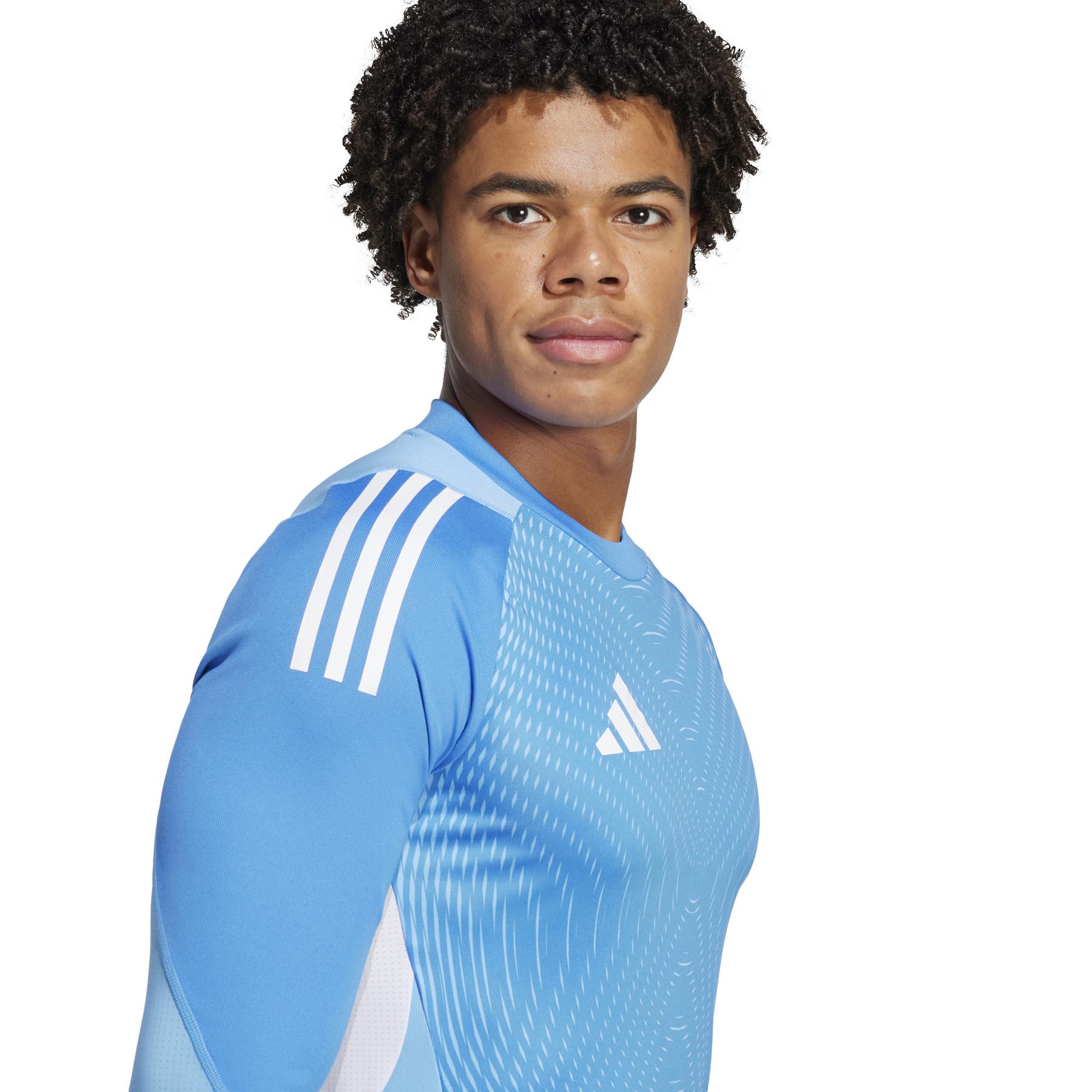 product/a/d/adidas_jp4374_7_apparel_on_model_detail_view_1_white.jpg