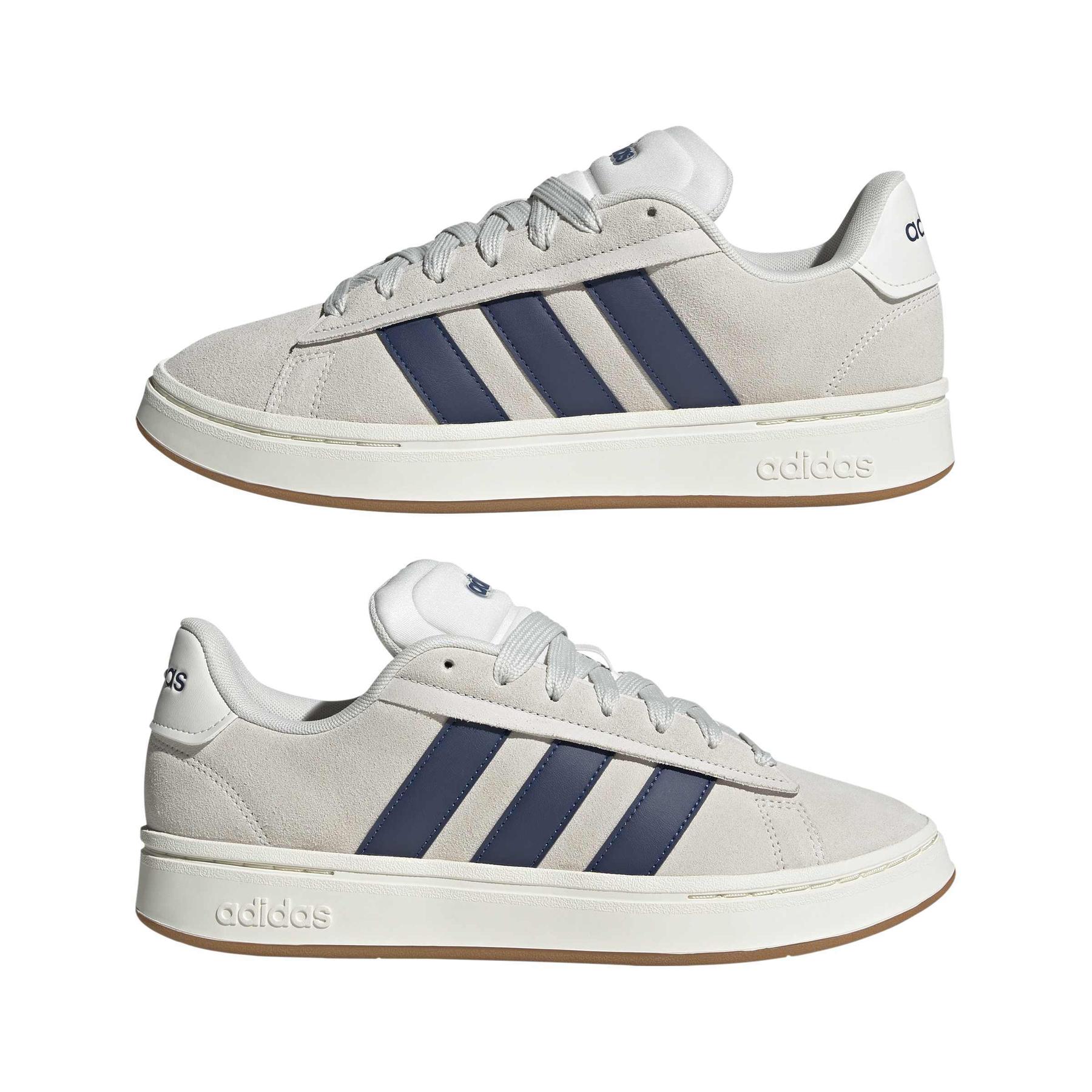 product/a/d/adidas_jq3006_10_footwear_photography_mirrored_pair_view_white-nw091625.jpg