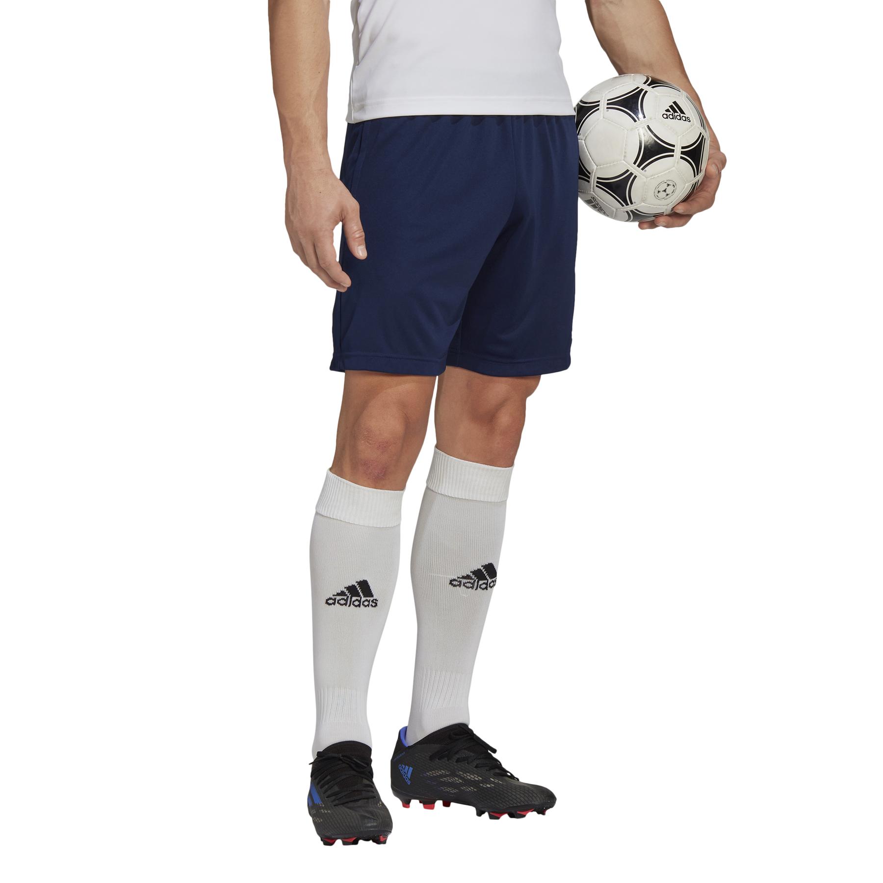 product/h/5/h57488_app_on-model_walking_white_1645105700.jpg