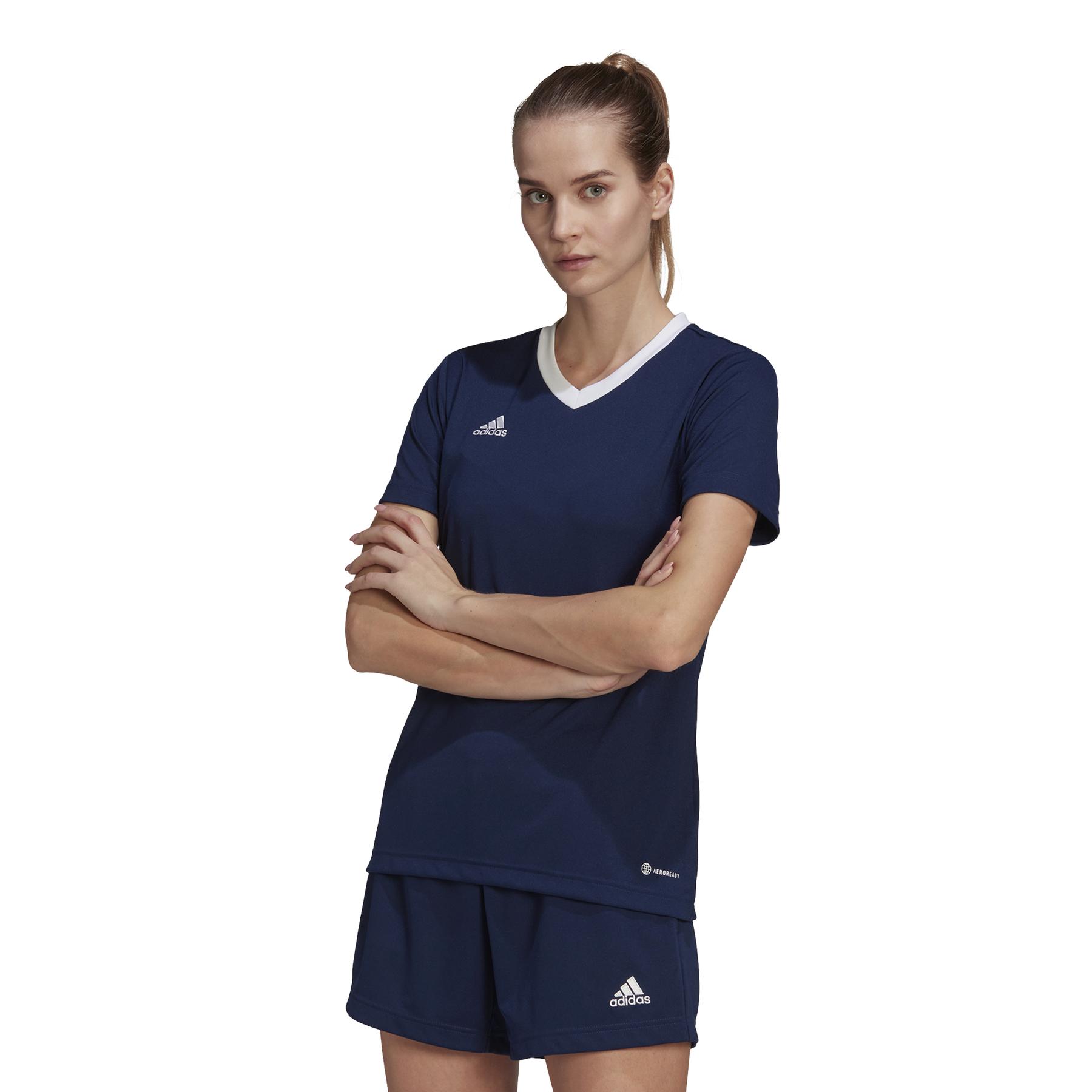 product/h/5/h59849_app_on-model_standard_white_1645110042.jpg