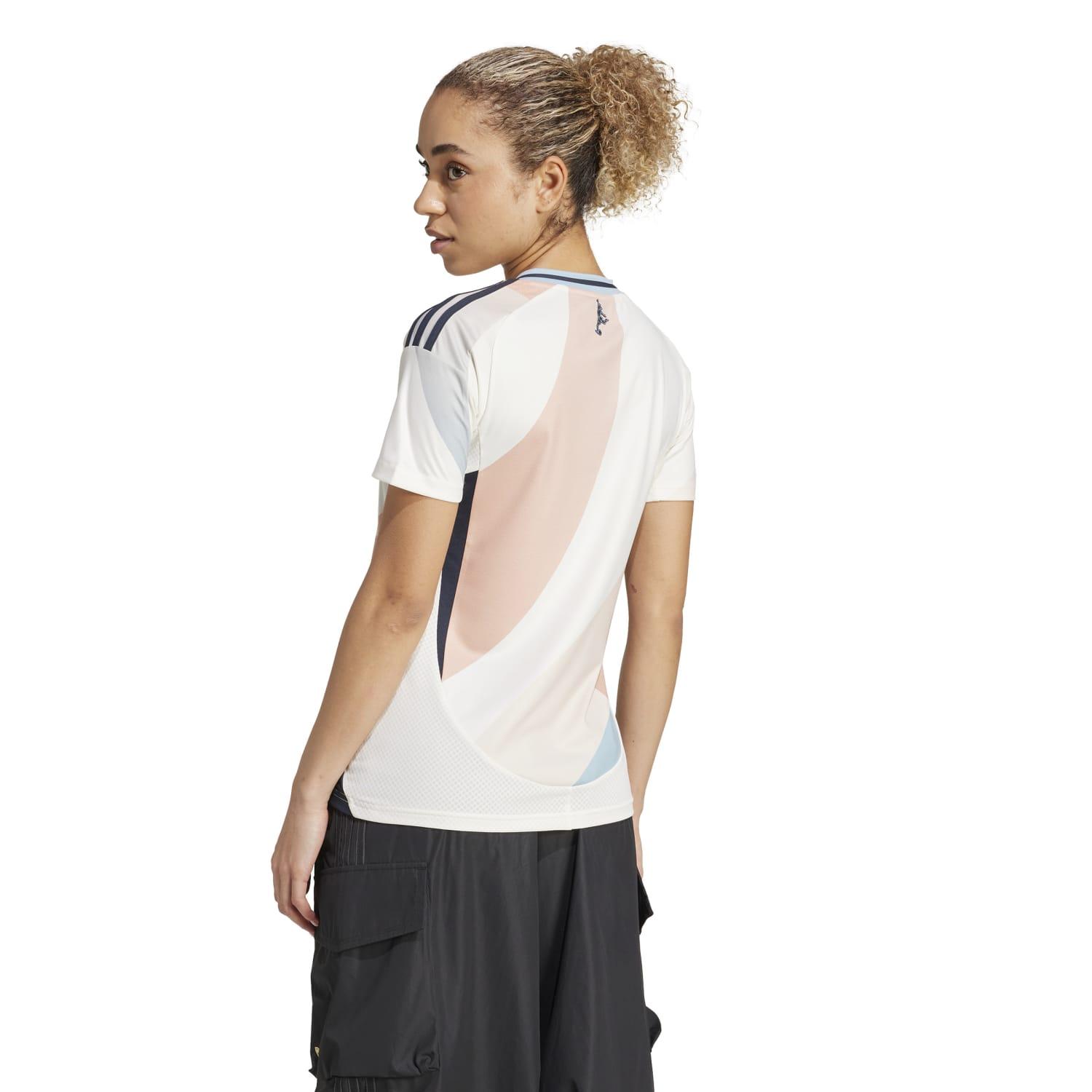 product/j/f/jf2649_4_apparel_on_model_back_view_white.jpg
