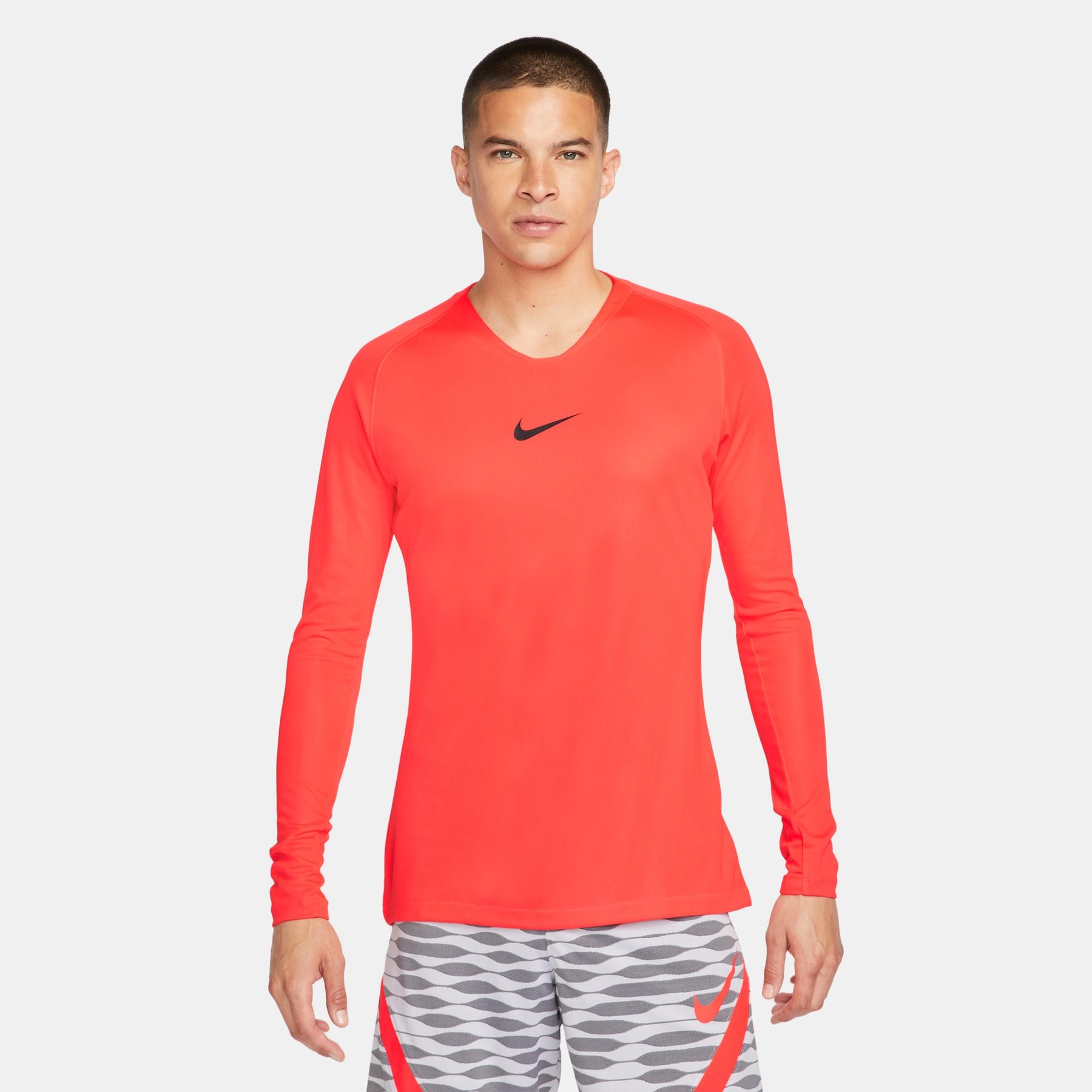 product/n/i/nike_av2609-635-phsfm001.jpg