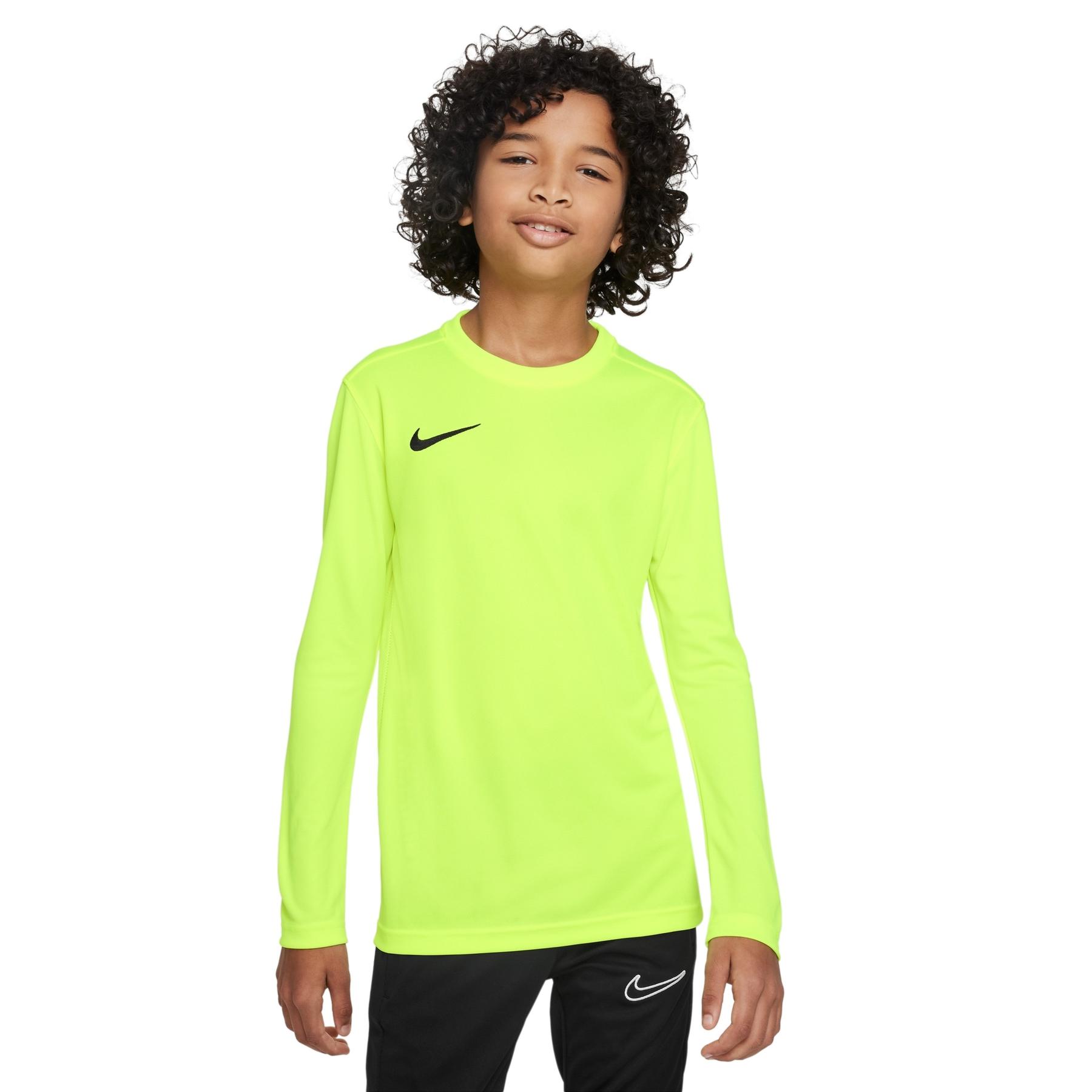 product/n/i/nike_bv6740-702-phsfm001-nw121324.jpg