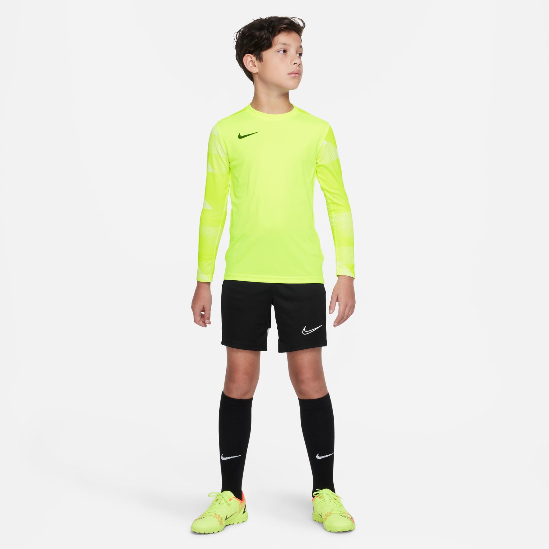 product/n/i/nike_cj6072-702-phsym002-nw121324.jpg