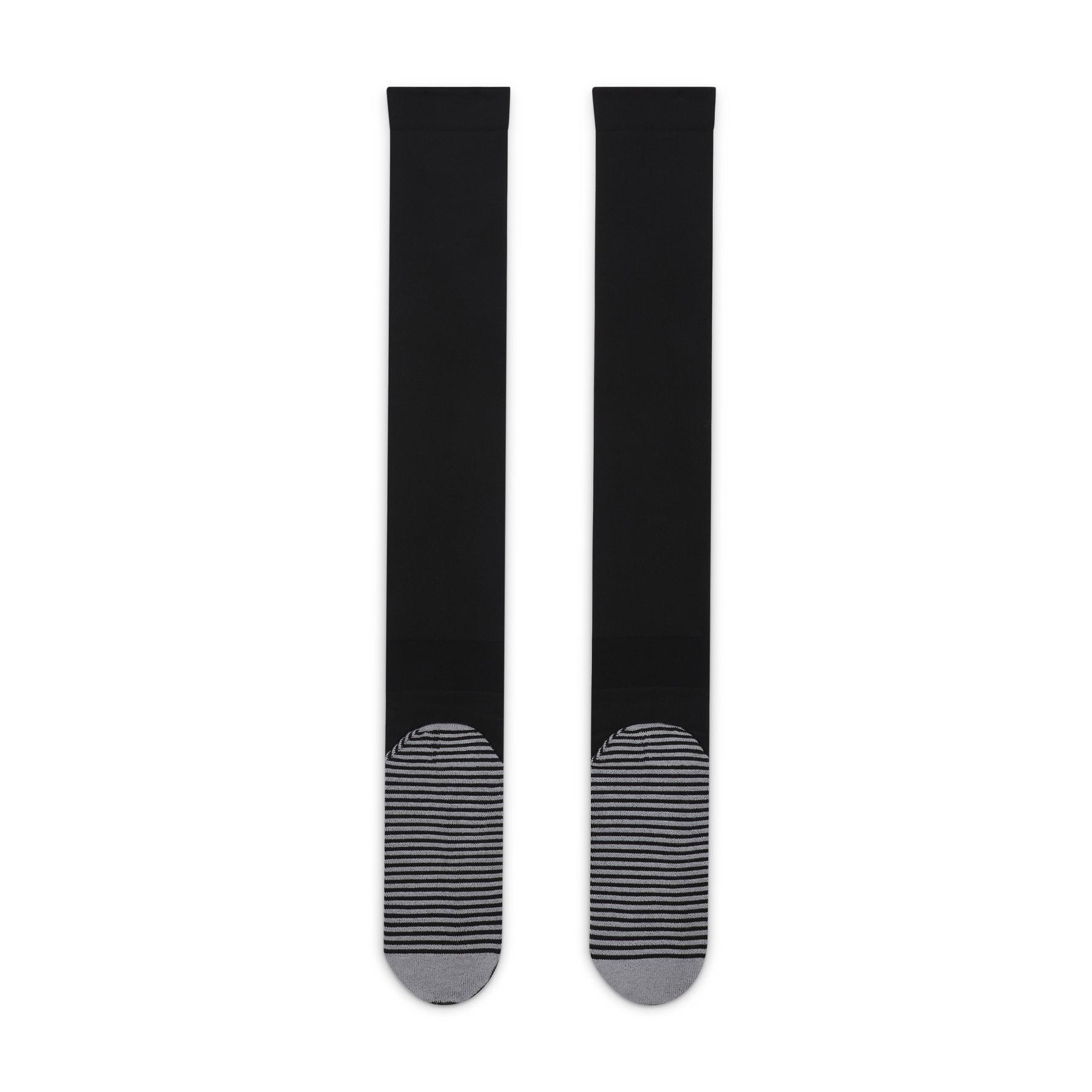 product/n/i/nike_dh6622-010_c.jpg
