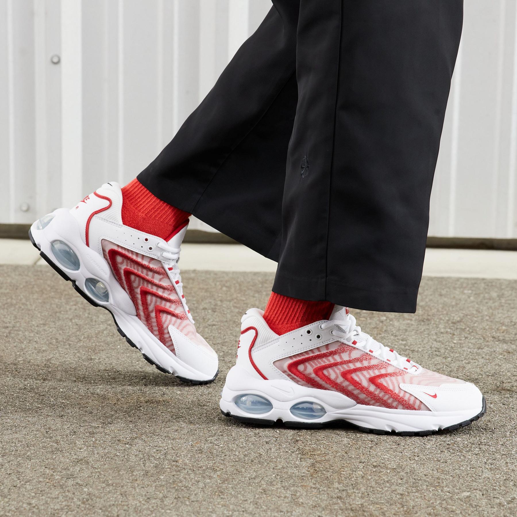 product/n/i/nike_dq3984-104-phsym001_xx.jpg