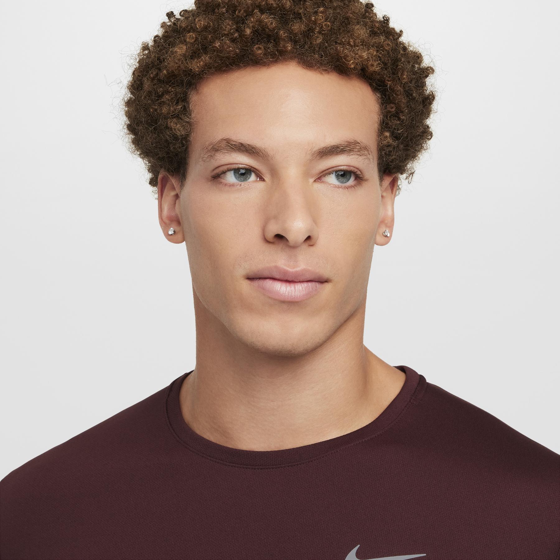 product/n/i/nike_fb7070-652_burgundy-crush-reflective-silv_3.jpg