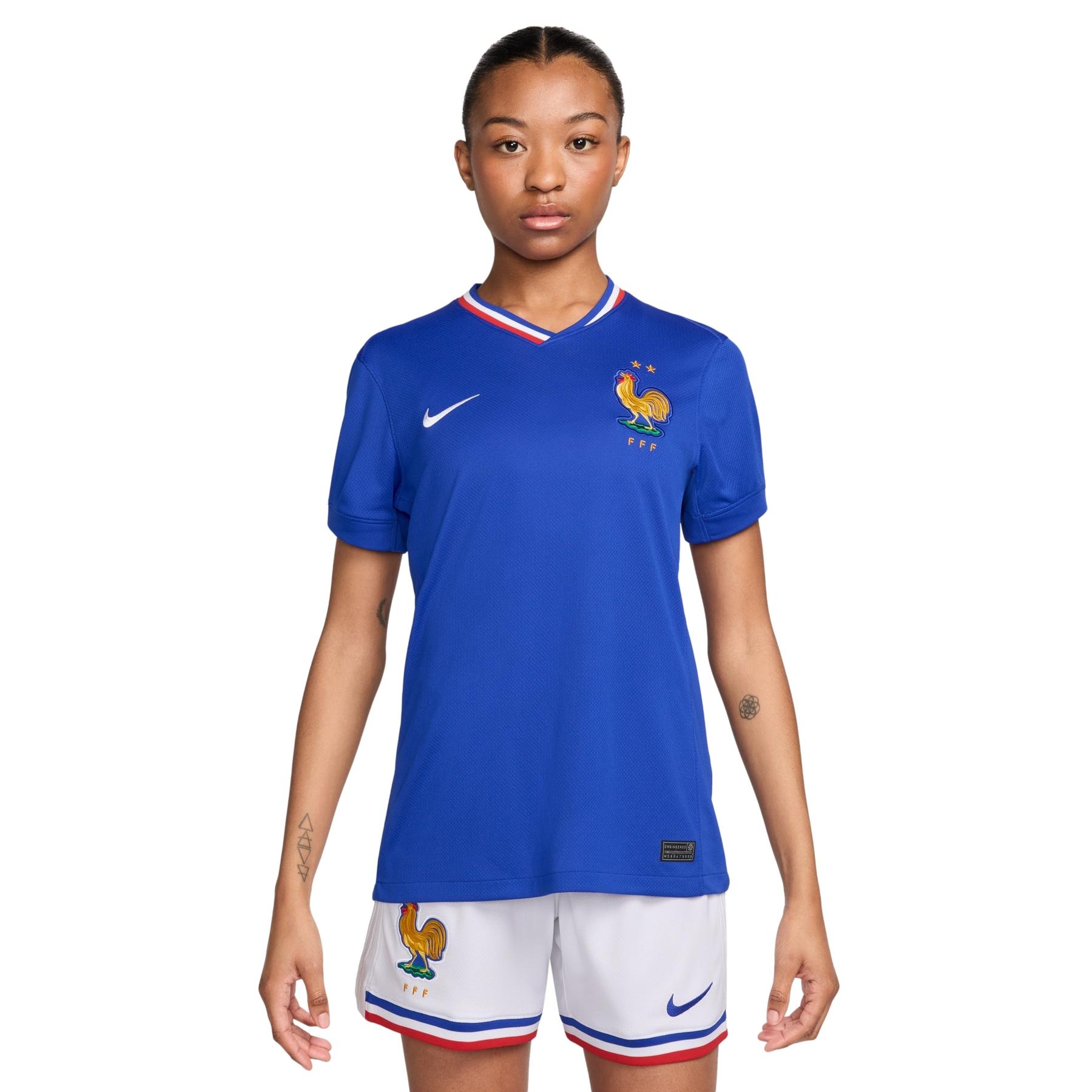 product/n/i/nike_fj1443-452-phsfm001.jpg