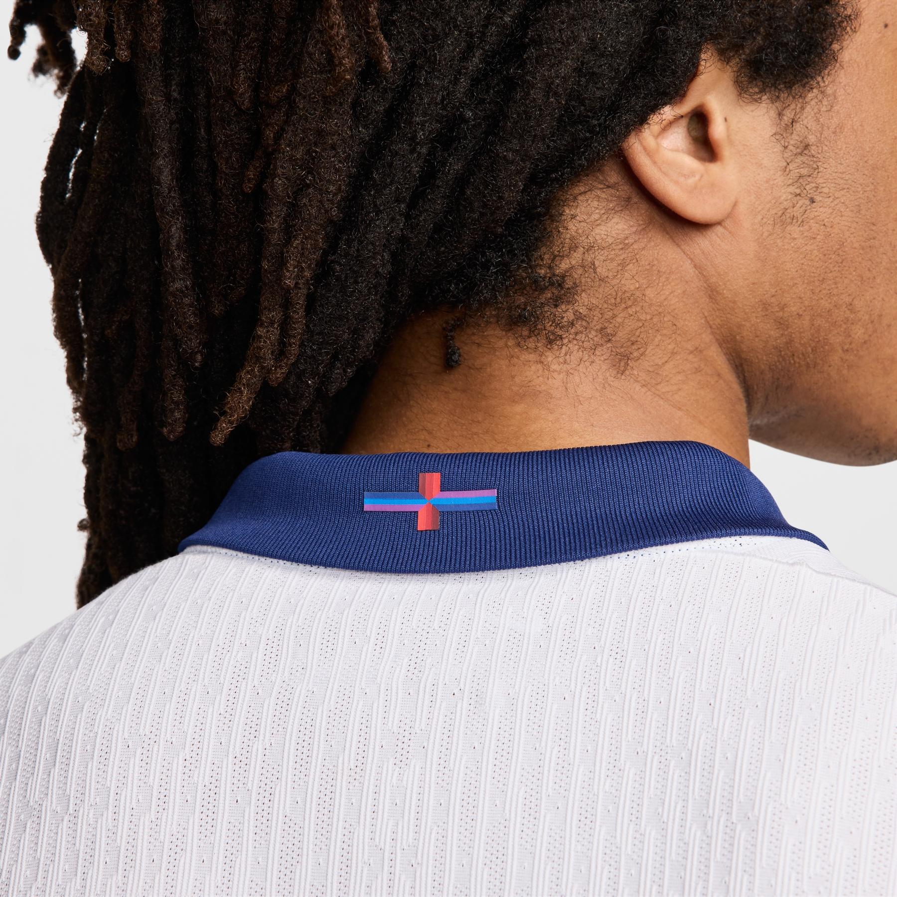 product/n/i/nike_fj4271-100-phsym007.jpg