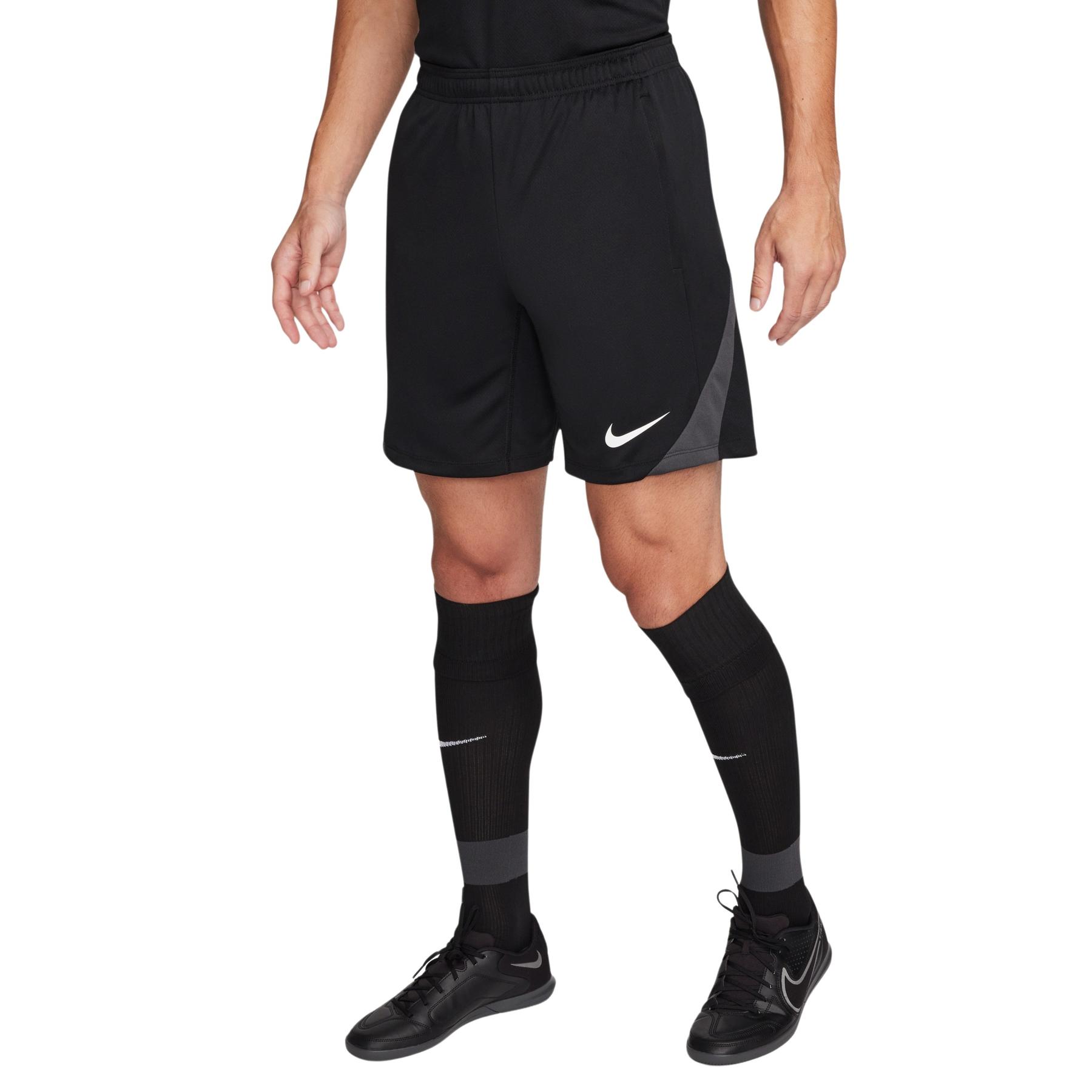 product/n/i/nike_fn2401-010-phsfm001.jpg