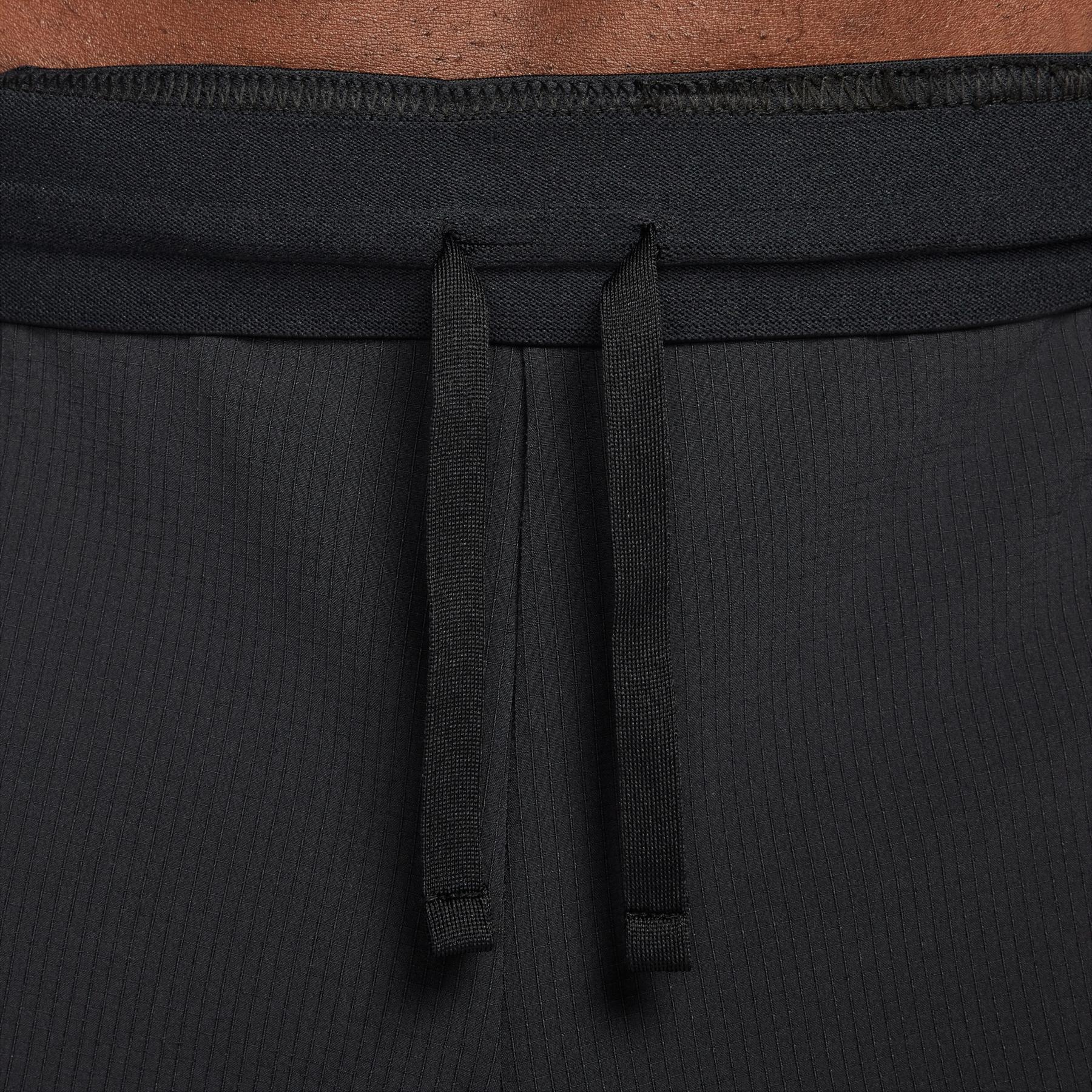 product/n/i/nike_fn3004-010-phsym003.jpg