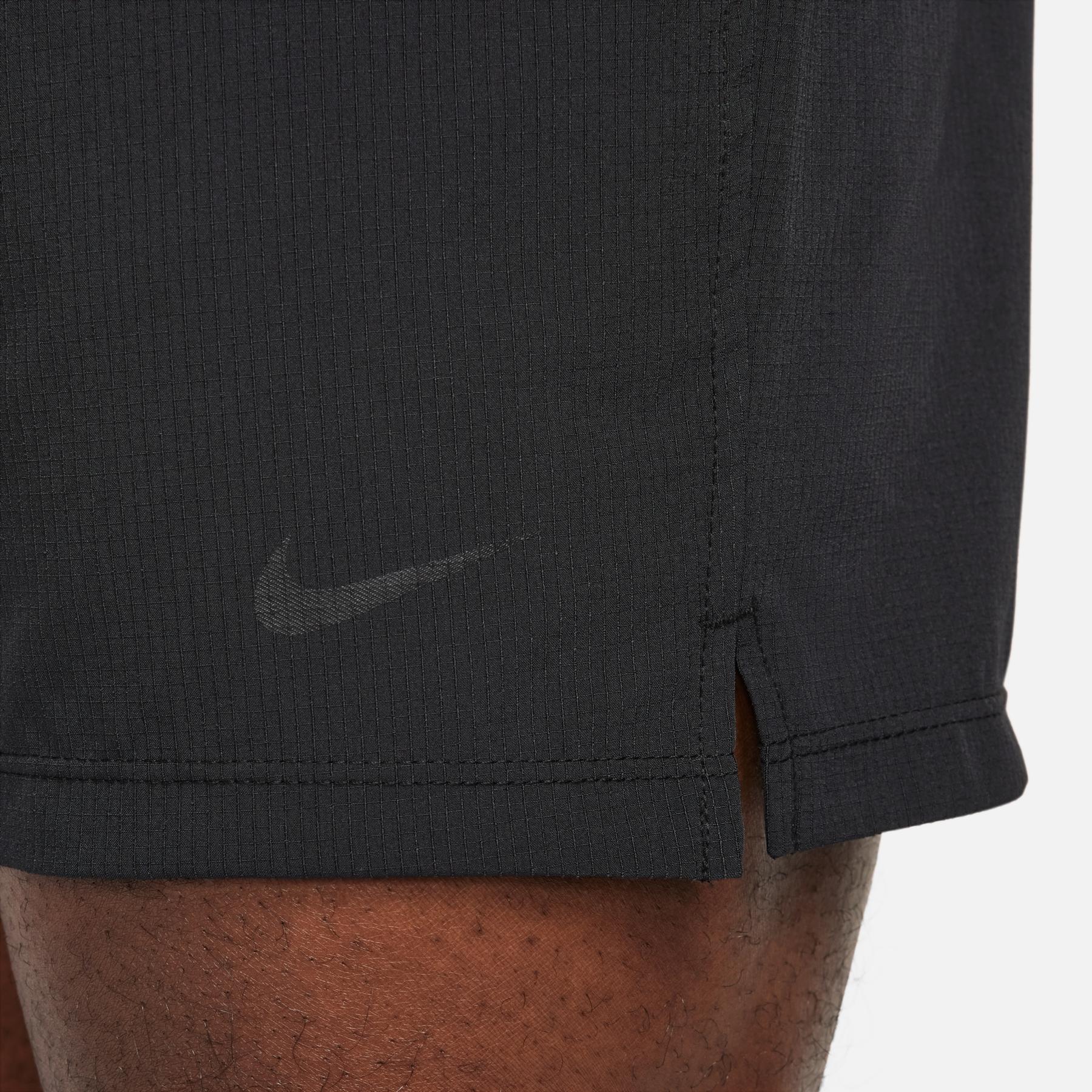 product/n/i/nike_fn3004-010-phsym006.jpg