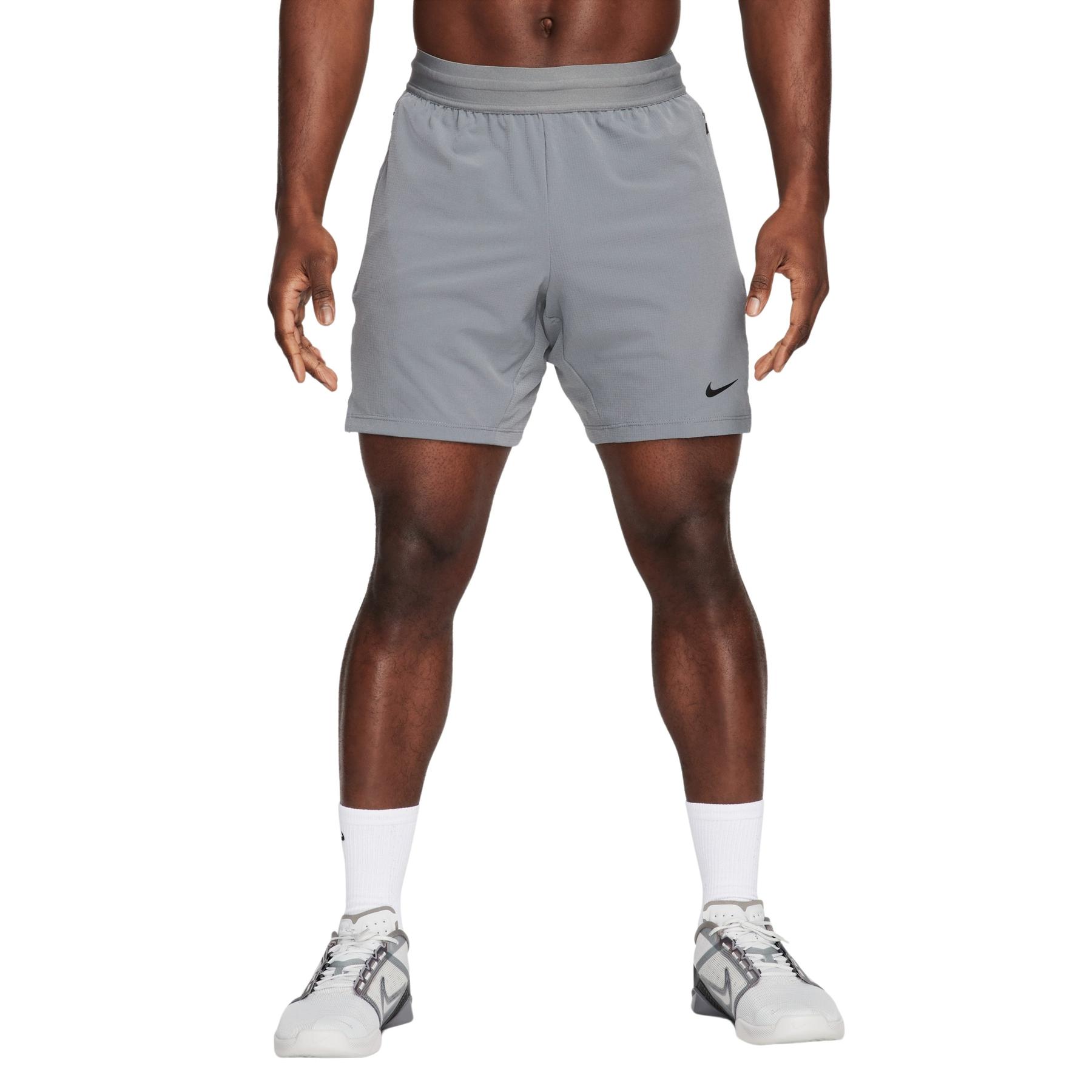 product/n/i/nike_fn3004-084-phsfm001.jpg