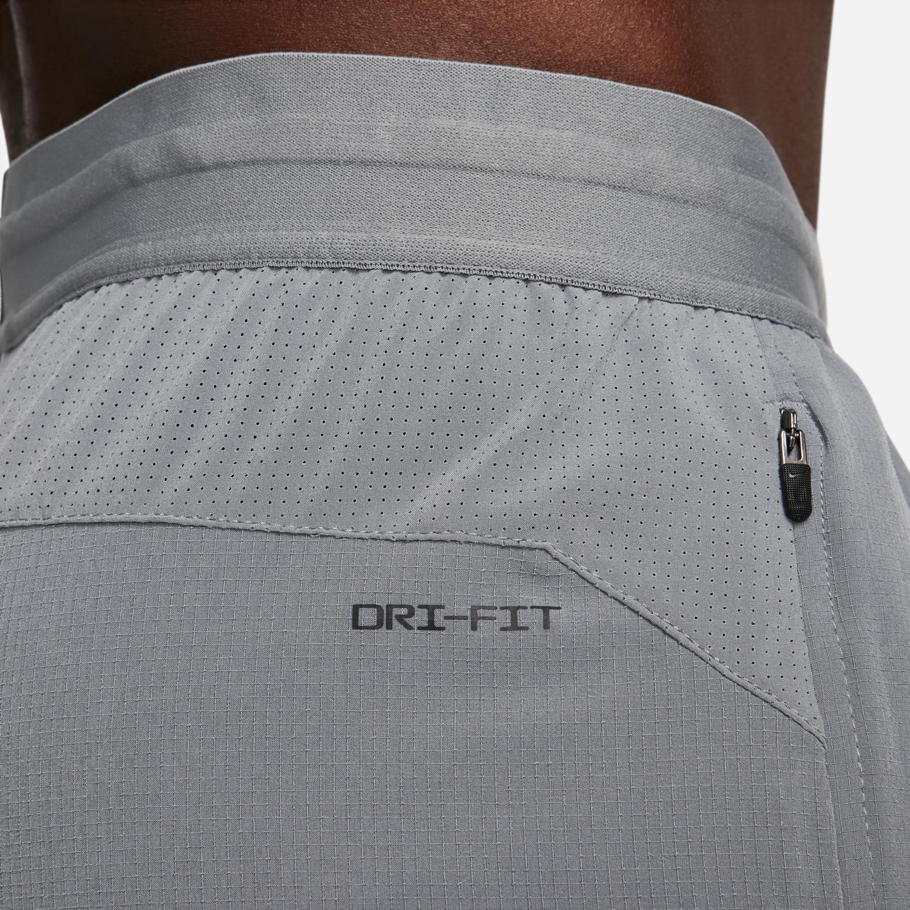 product/n/i/nike_fn3004-084-phsym005.jpg