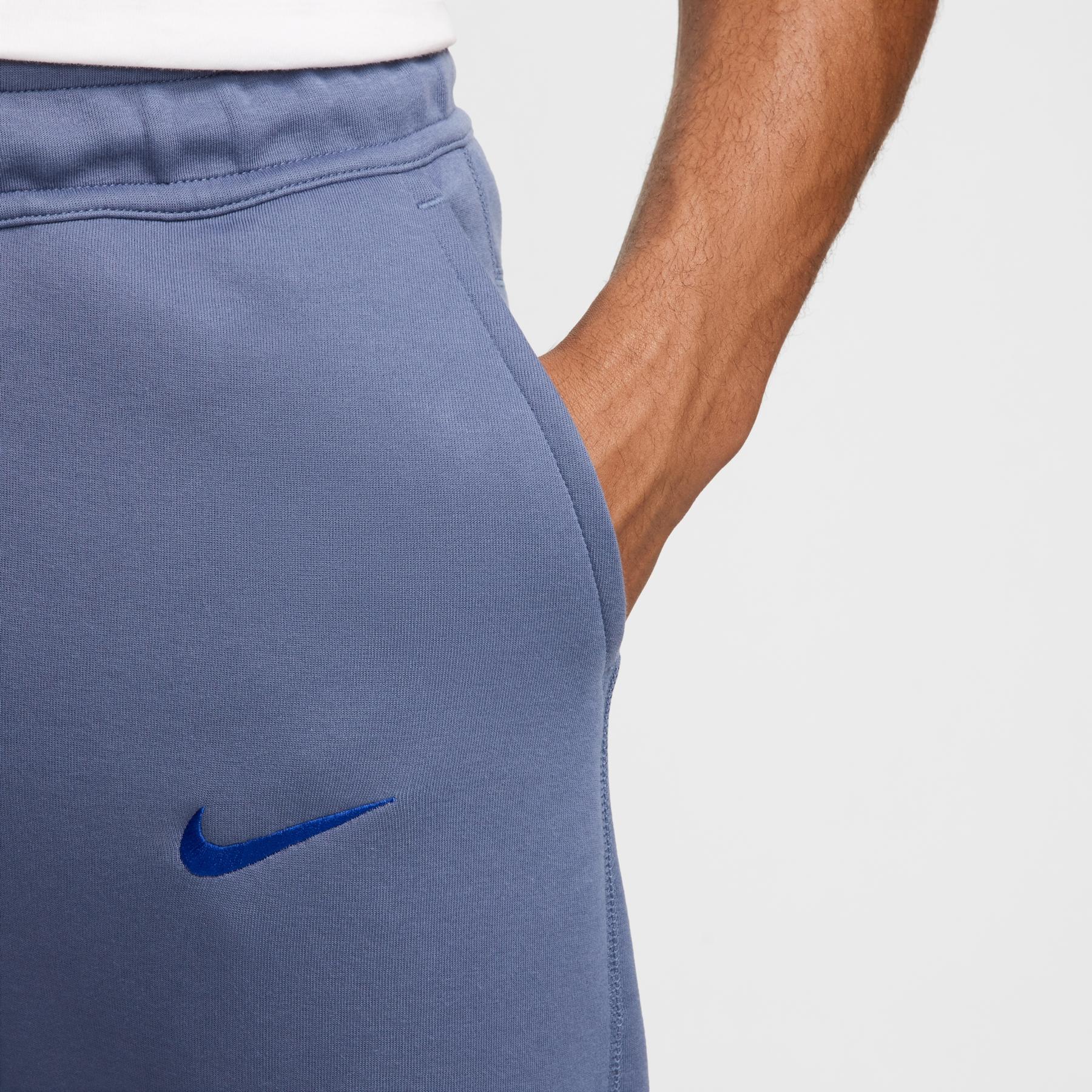 product/n/i/nike_fn8488-491-phsym002.jpg