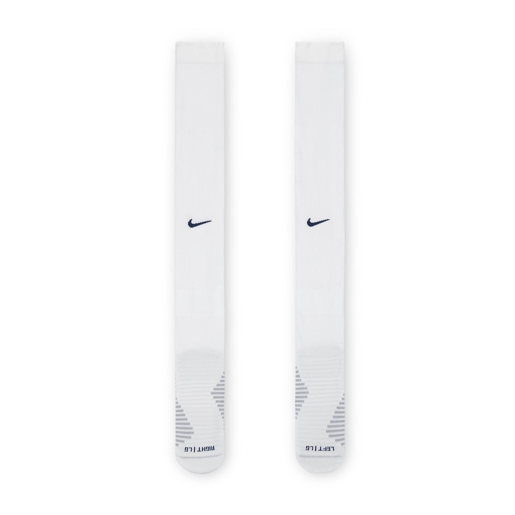 product/n/i/nike_fq0247-100-phcyd001.jpg