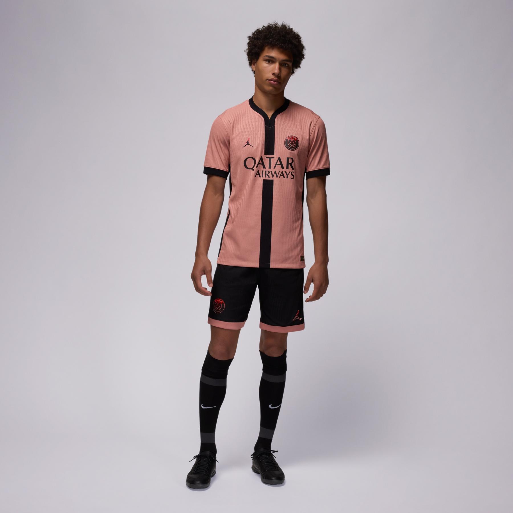 product/n/i/nike_fq1950-686-phsym005-nw110824.jpg