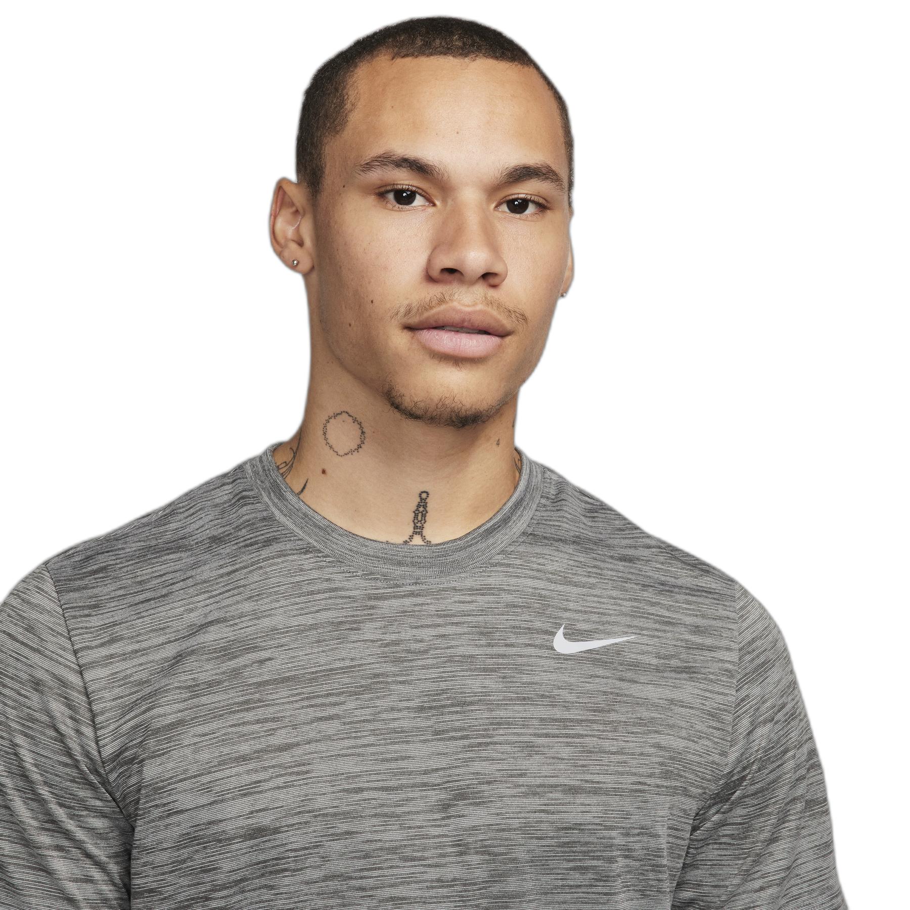 product/n/i/nike_fq3808-068_iron-grey-pure-black_2.jpg