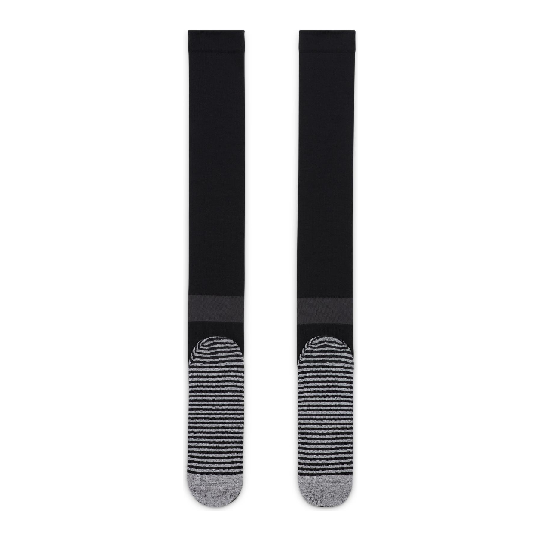 product/n/i/nike_fq8253-010-phcyd002-nw112724.jpg