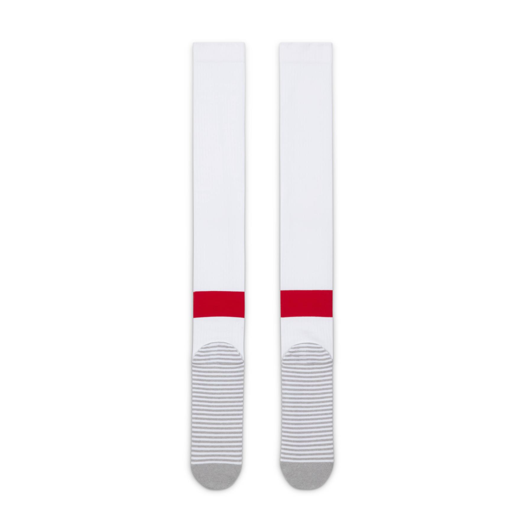 product/n/i/nike_fq8253-103_white-university-red-university-red_4.jpg