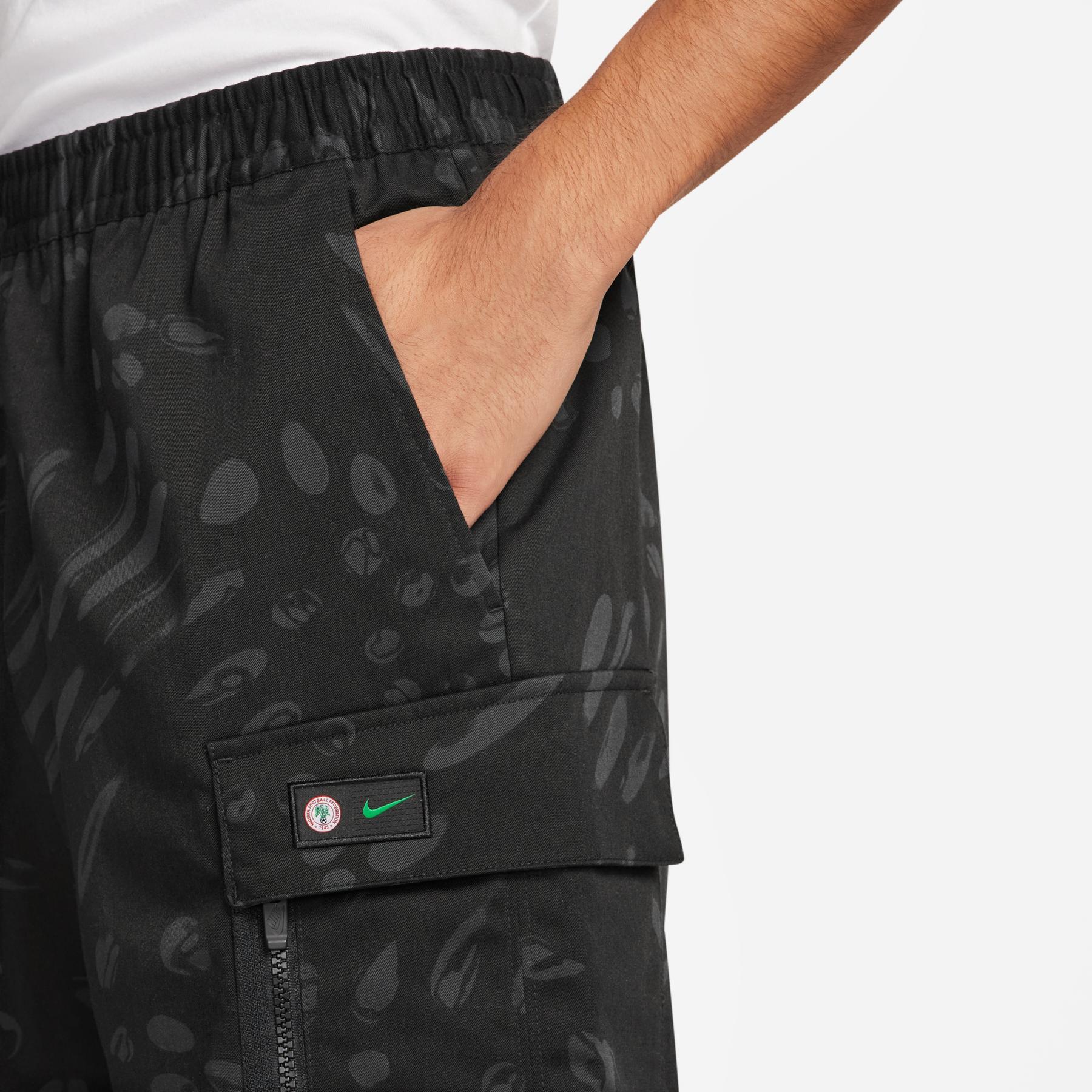 product/n/i/nike_fv4764-010-phsym002.jpg