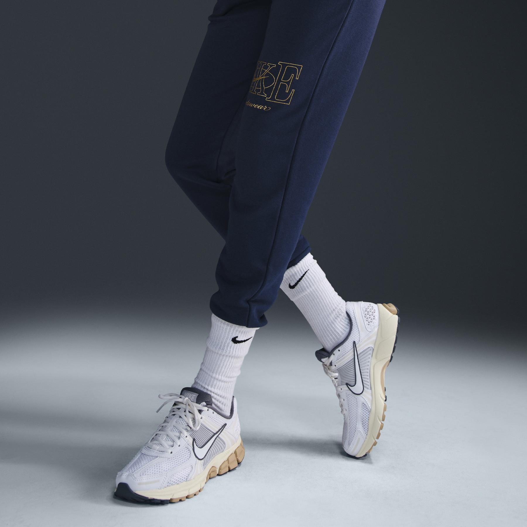 product/n/i/nike_fv8062-451_obsidian_6.jpg