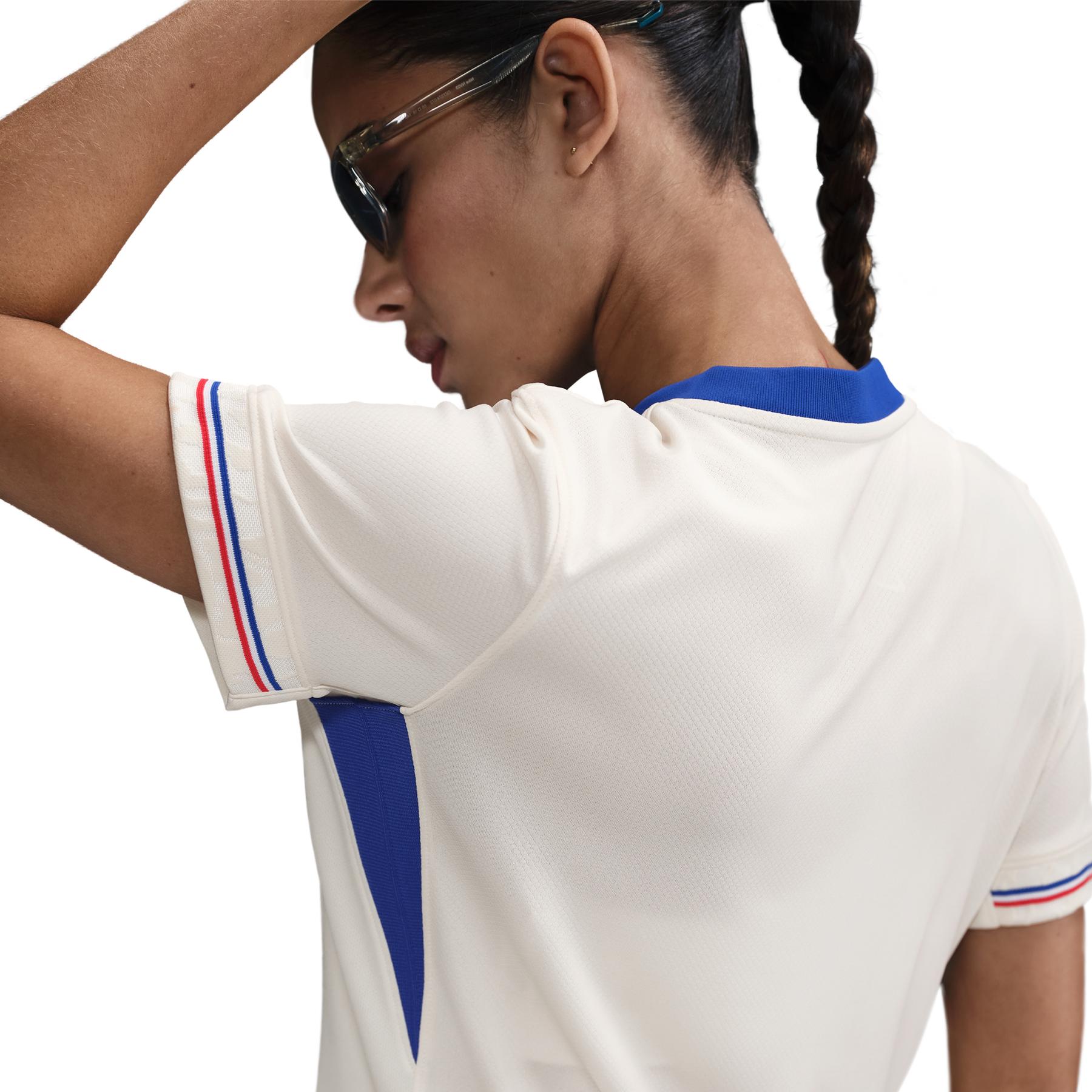 product/n/i/nike_fz9129-110-phsym002.jpg