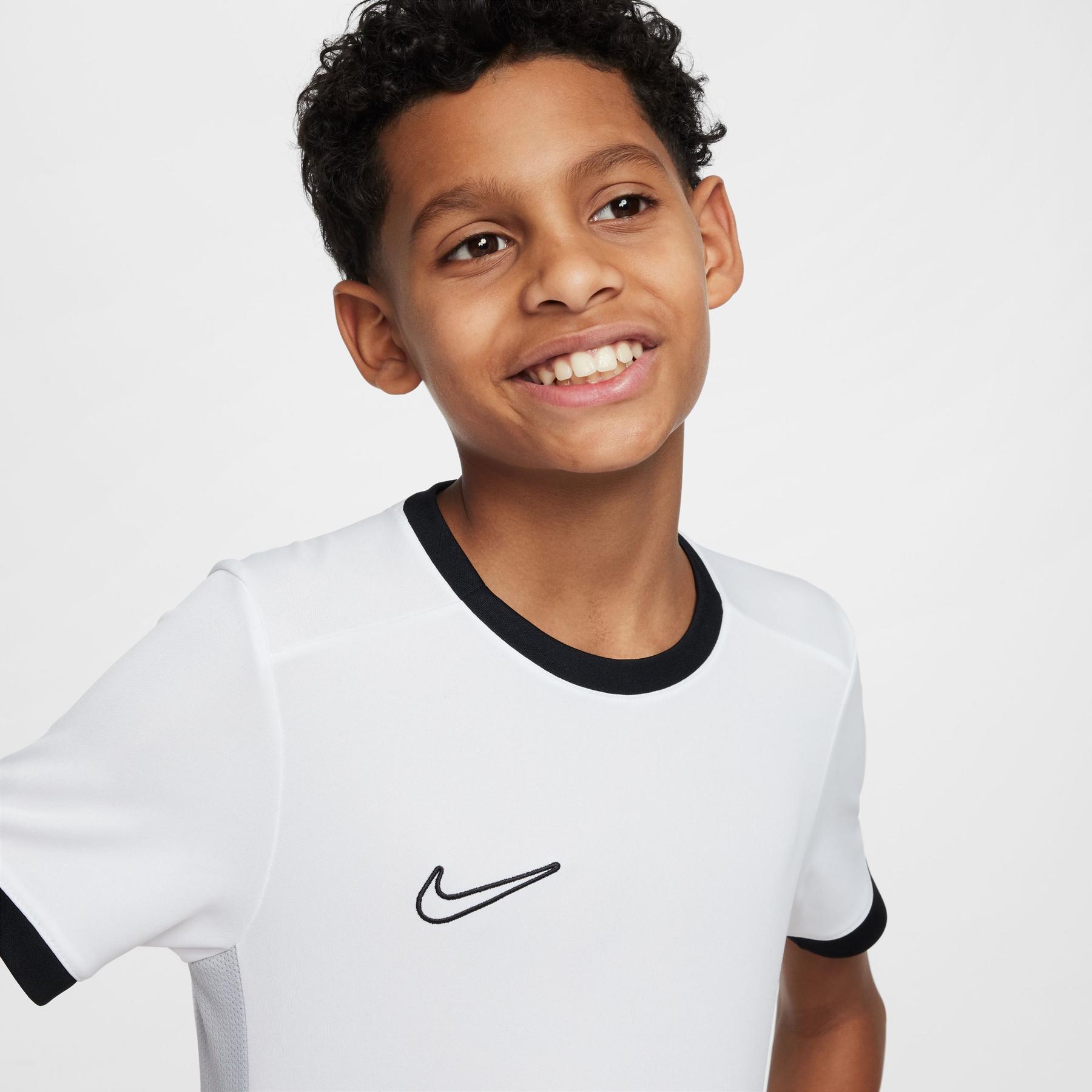 product/n/i/nike_fz9758-100-phsym001-ss25.jpg