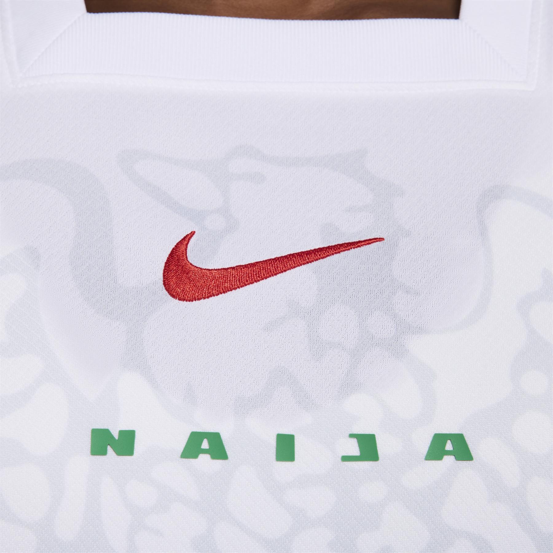 product/n/i/nike_hm5869-100_blanc-lucky-green-challenge-red_5.jpg