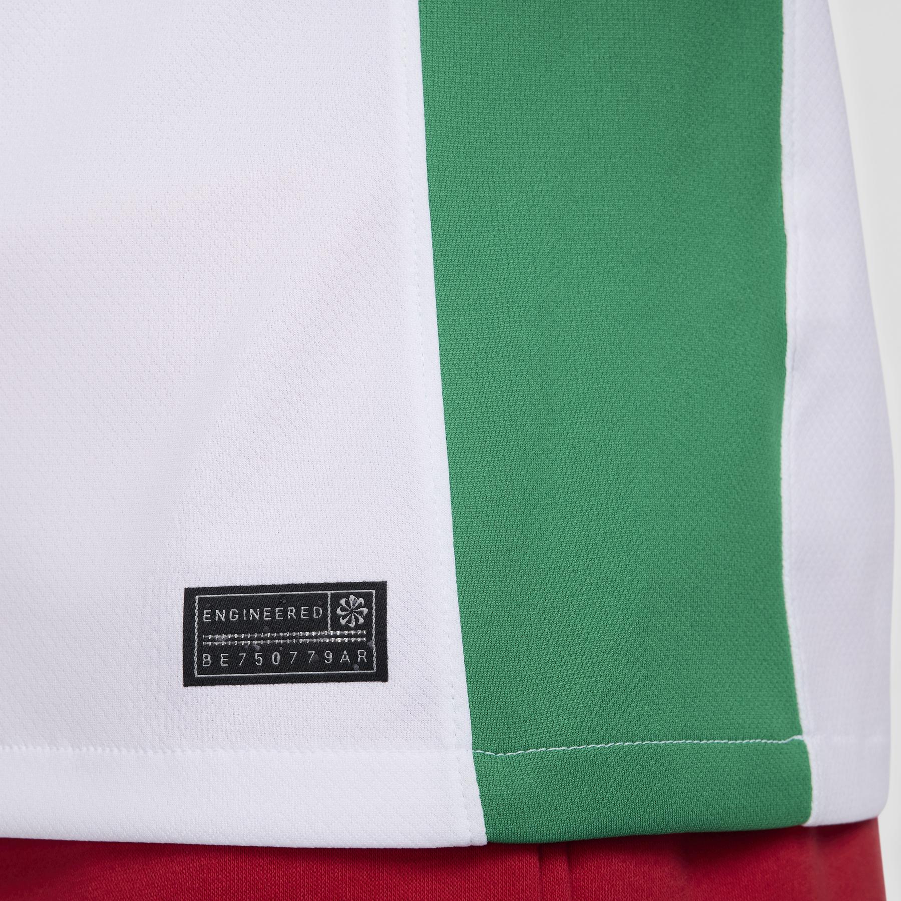 product/n/i/nike_hm5869-100_blanc-lucky-green-challenge-red_8.jpg