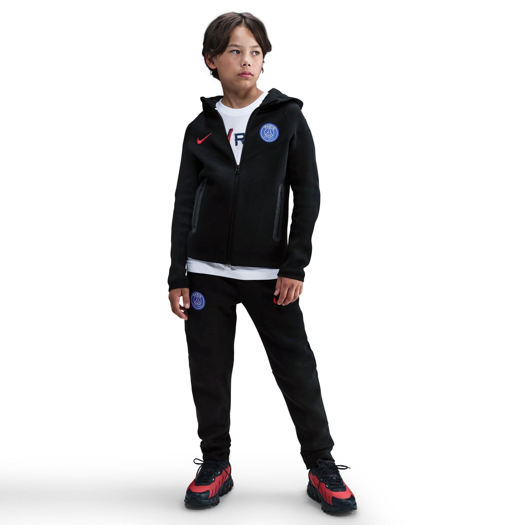 product/n/i/nike_hq3869-010_black-global-red_2.jpg