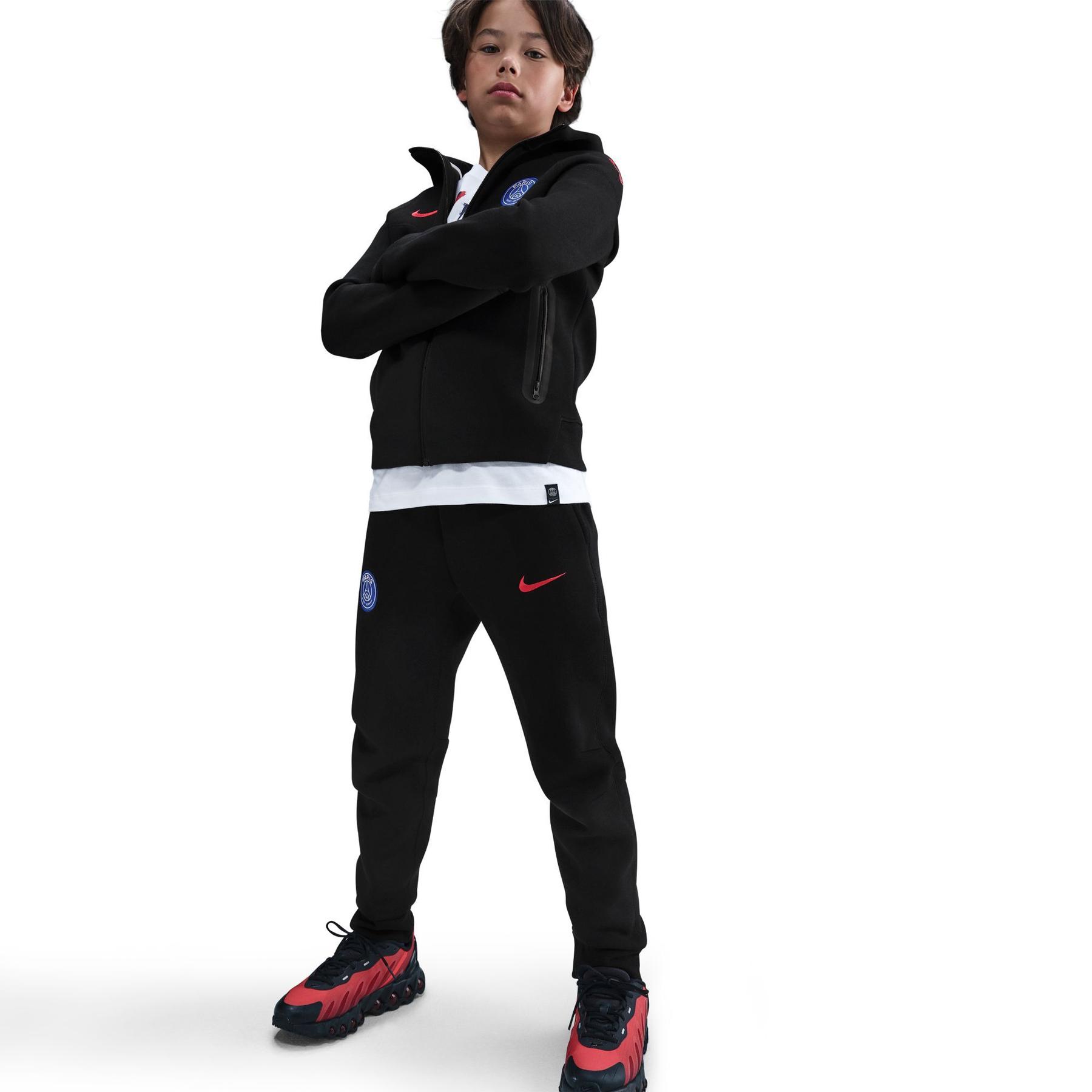 product/n/i/nike_hq3869-010_black-global-red_3.jpg