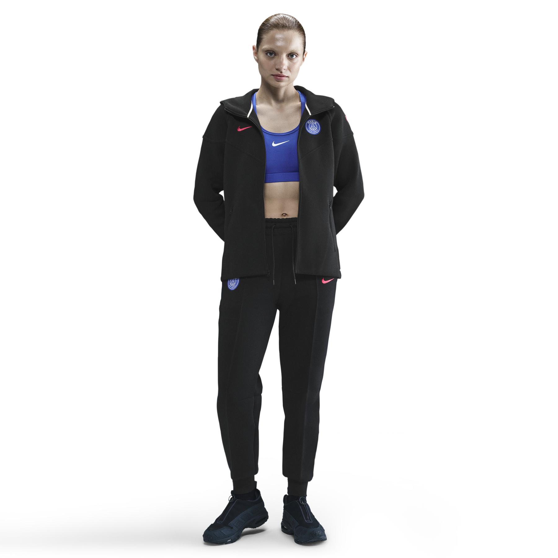 product/n/i/nike_hq3886-010_black-global-red_1.jpg