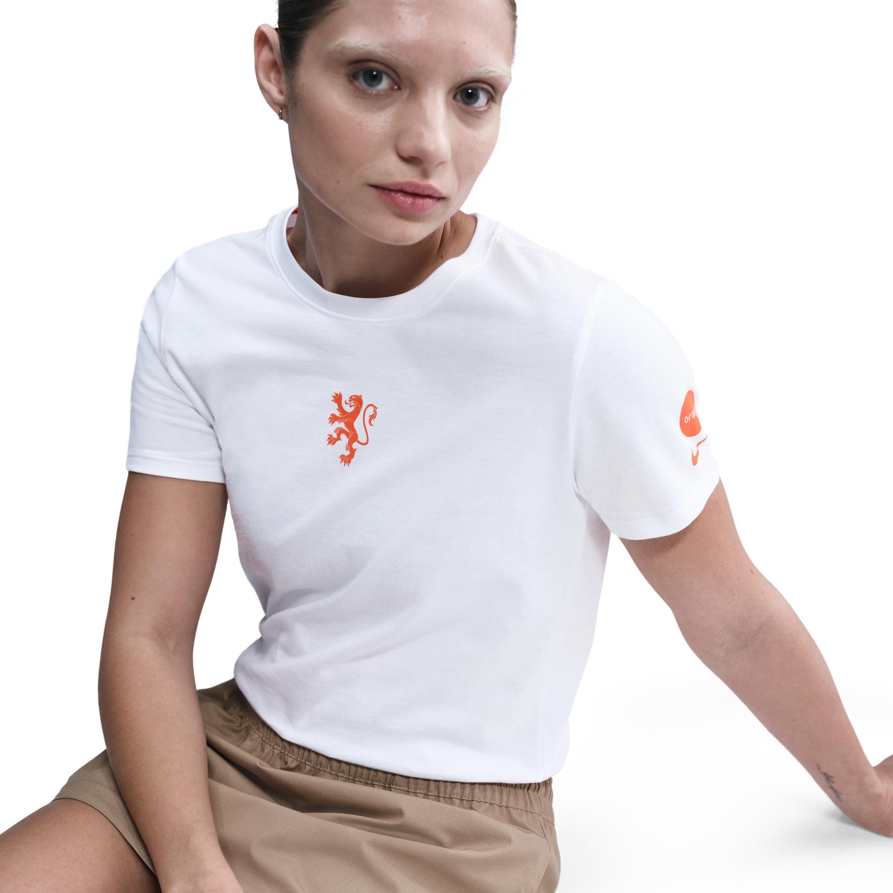 product/n/i/nike_hq8458-100-phsym003.jpg