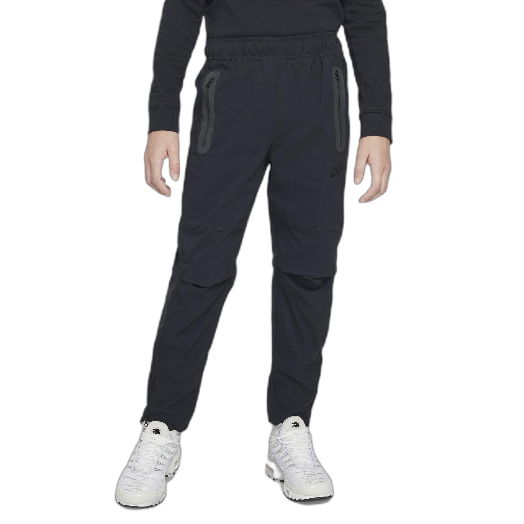 product/n/i/nike_hq8921-010_noir-noir_1.jpg