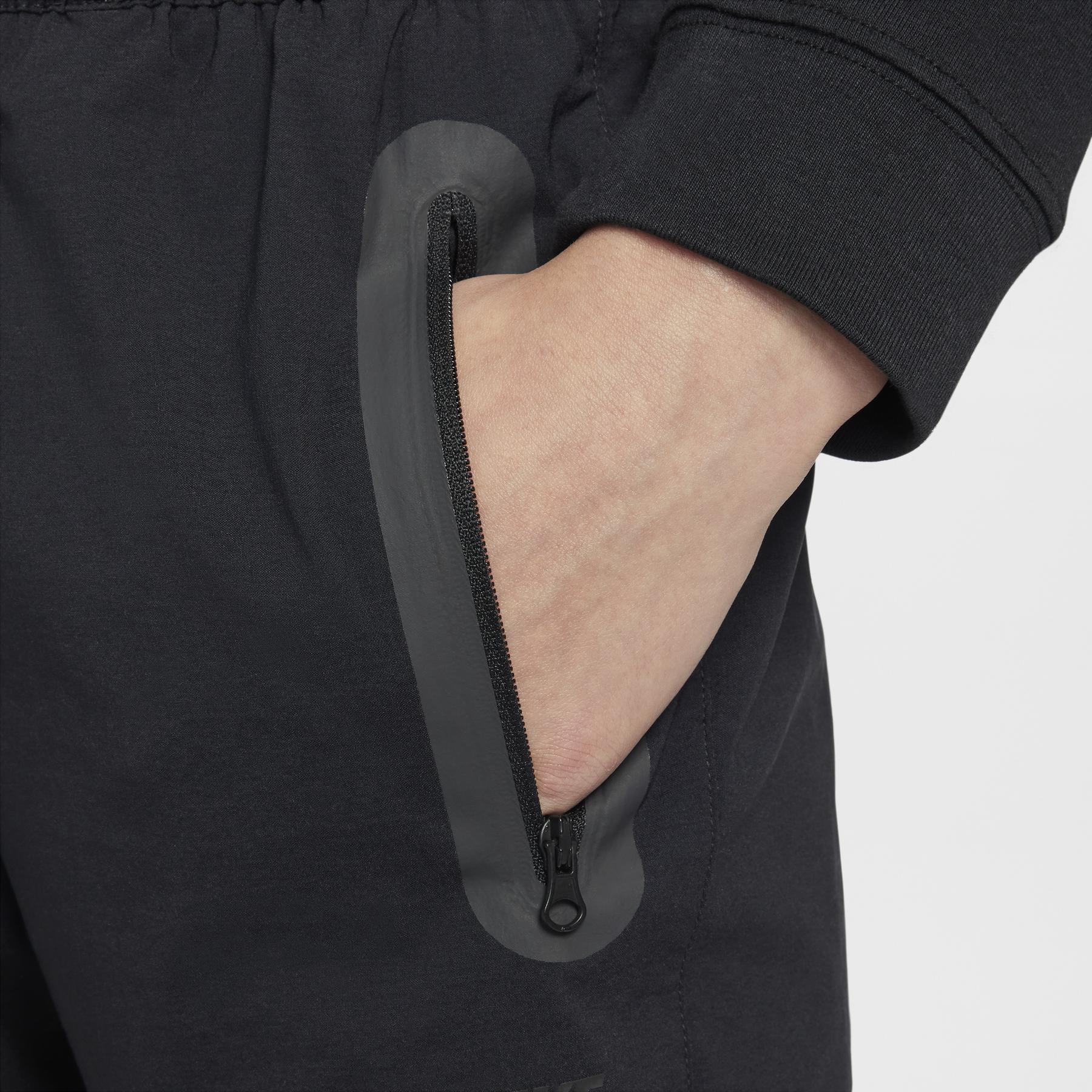 product/n/i/nike_hq8921-010_noir-noir_4.jpg