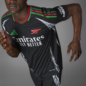 product/a/d/adidas_it6147_13_apparel_photography_heromrktng_view_4.jpg