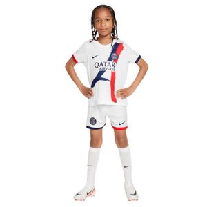 product/n/i/nike_fn9205-101-phsfm001.jpg